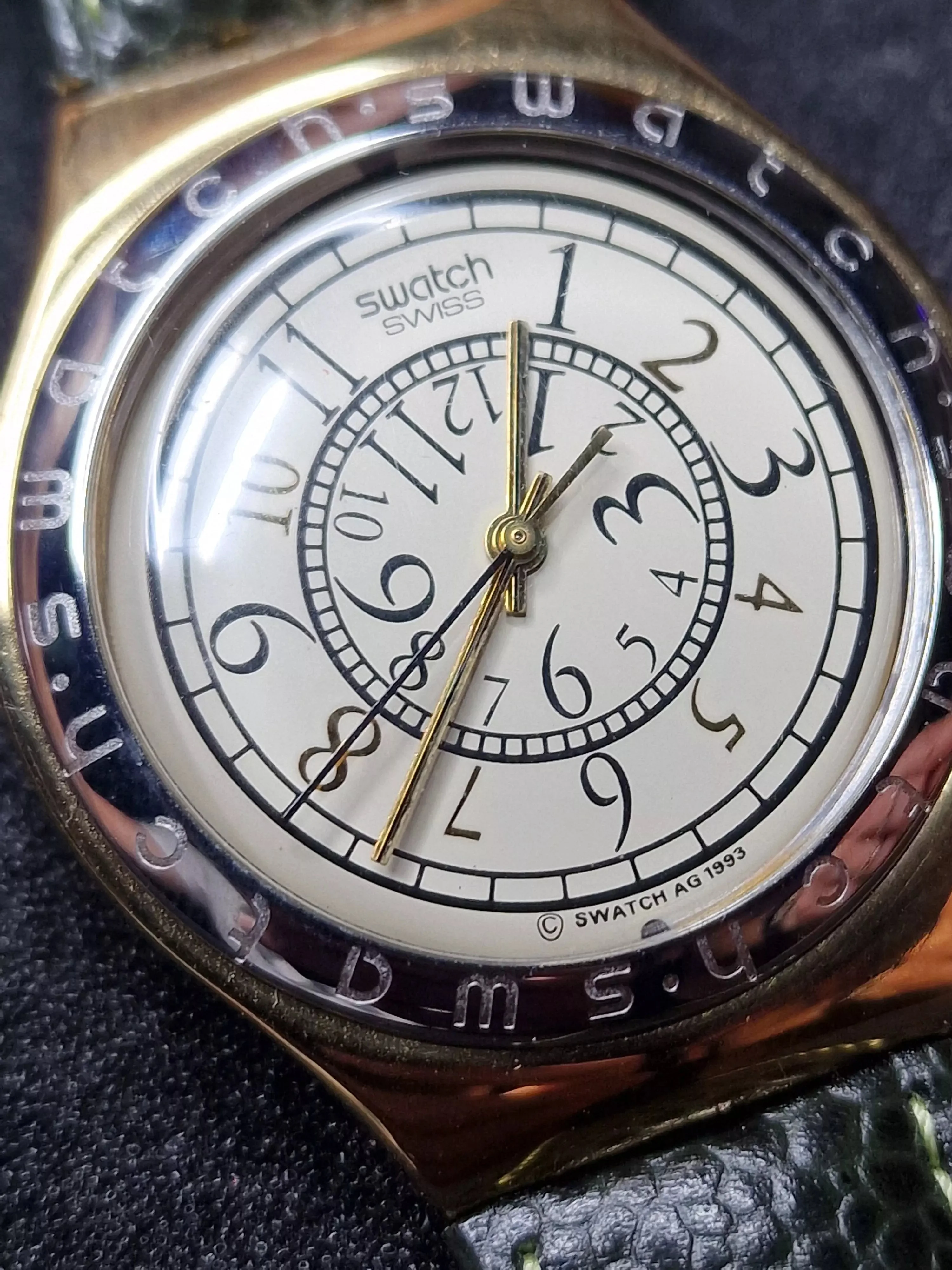 Swatch Irony YGG100 "Renversé" (1993) – Rare Vintage Collectible 2