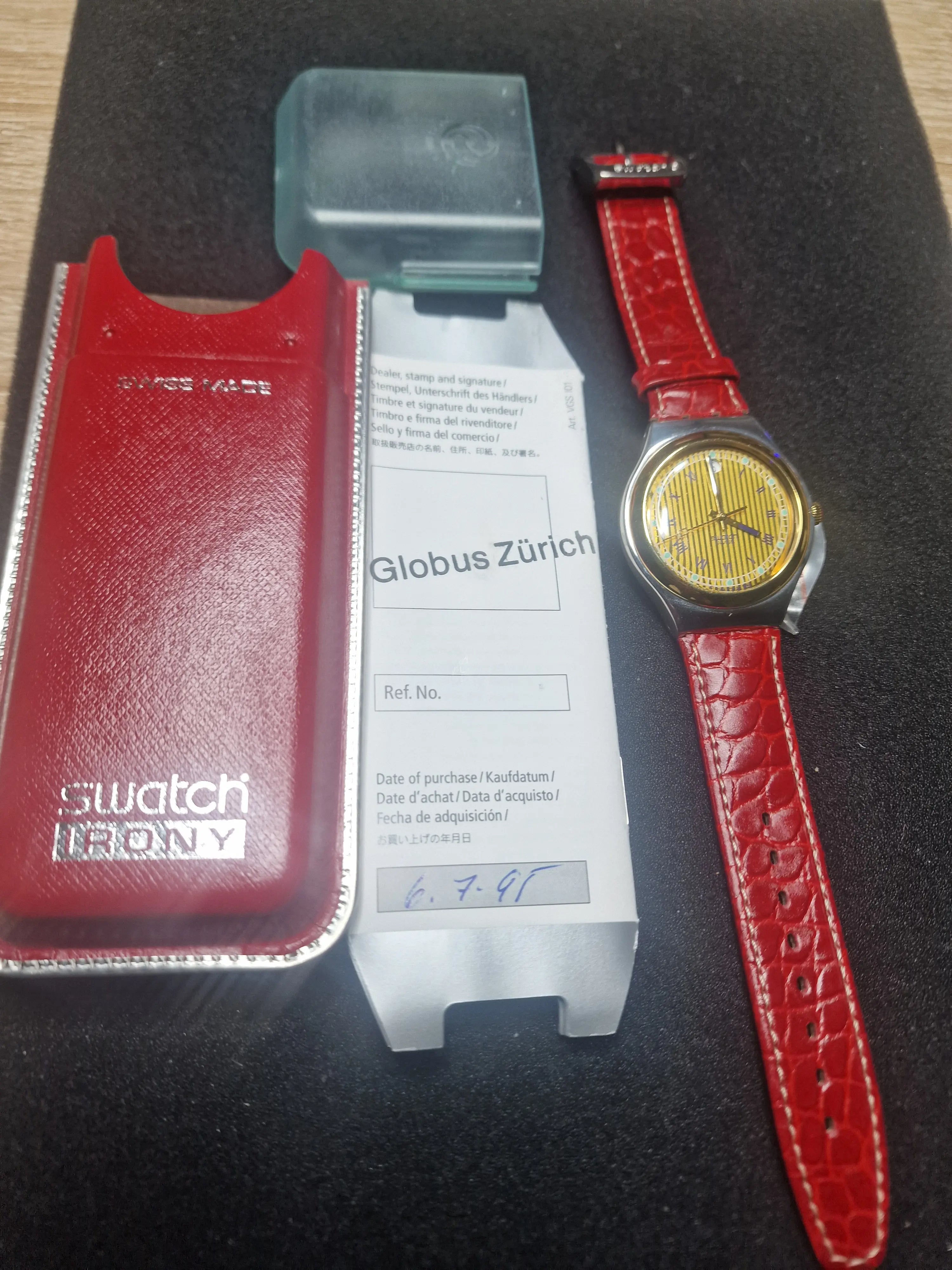Swatch Irony Big Classic YGS402 – "Crowned Head" (1993) 3