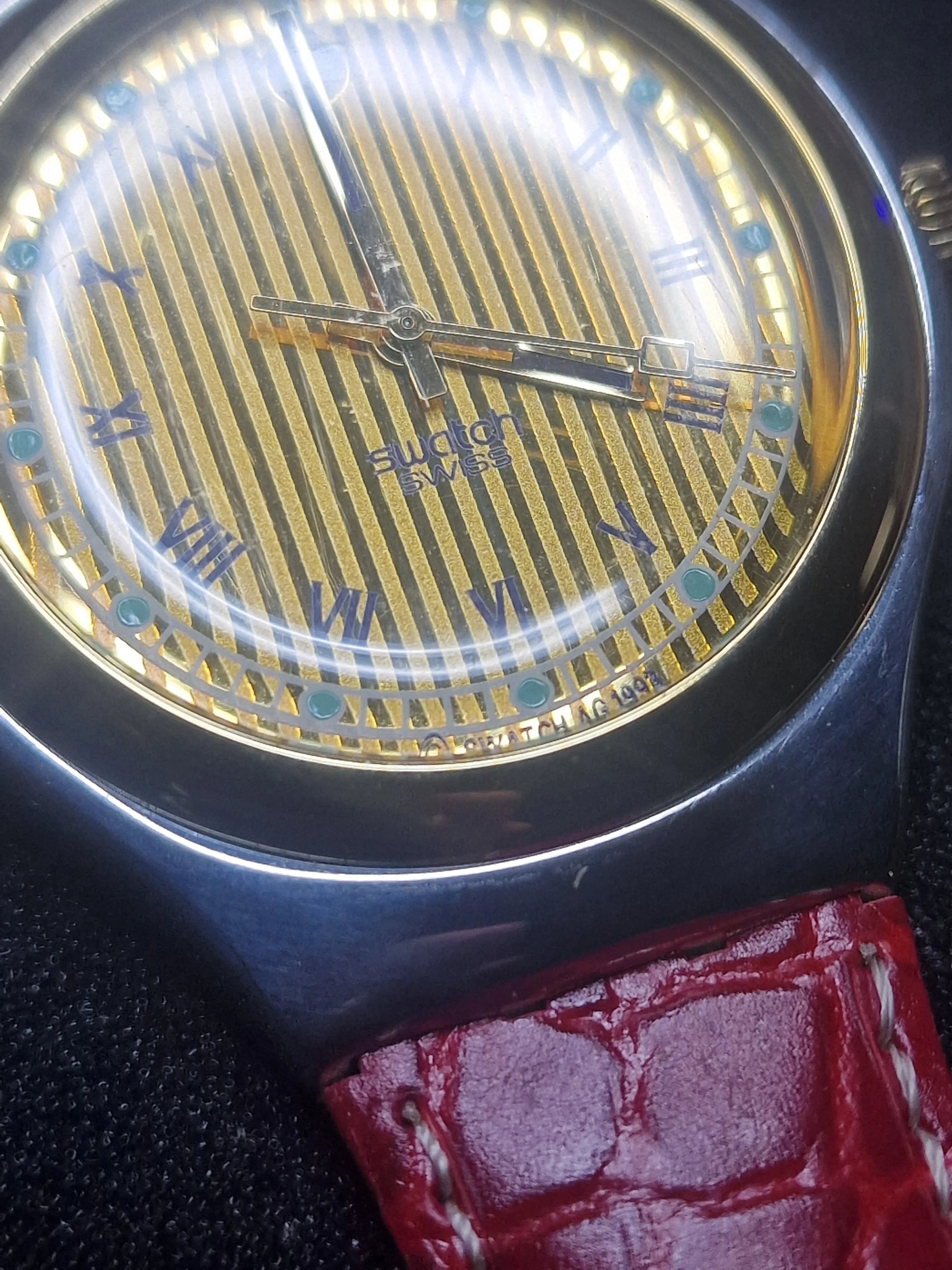 Swatch Irony Big Classic YGS402 – "Crowned Head" (1993) 7