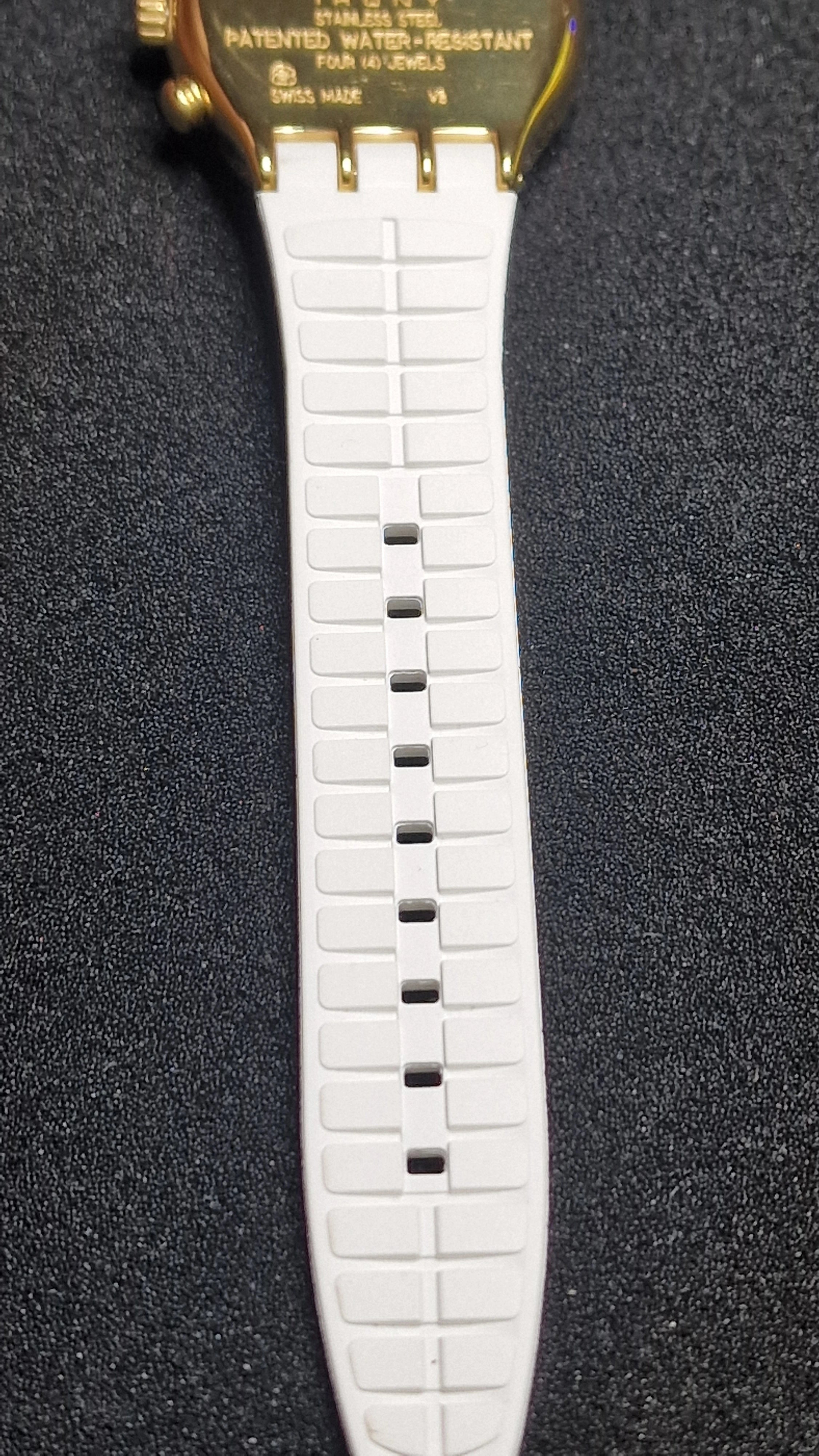 Swatch Irony Chrono YCG415 “Soukaina” (2016) - 10