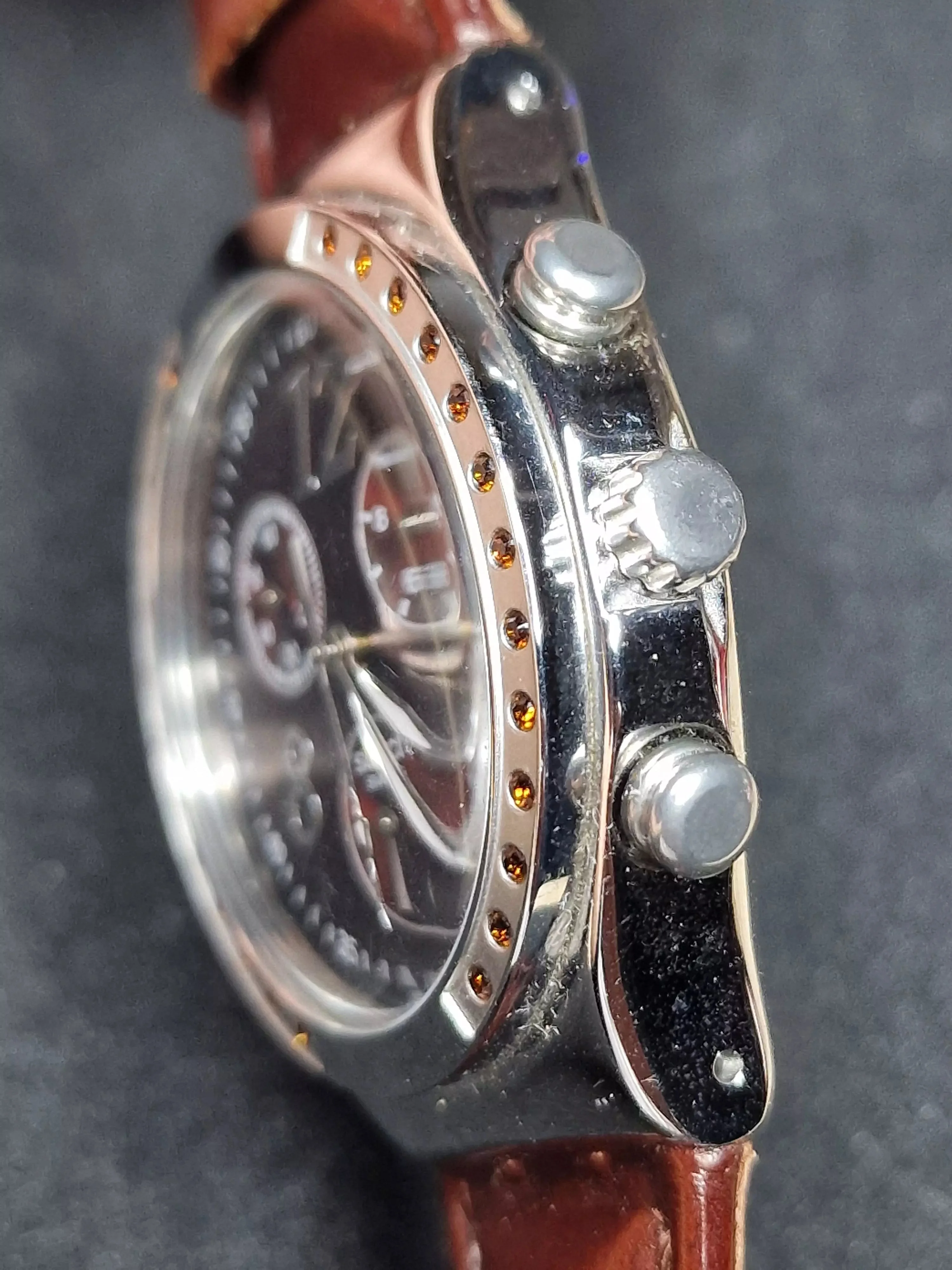 Swatch Irony Chrono YCS526C "Dreambrown" – Lindt Chocolate & Sprüngli AG (2015) 6