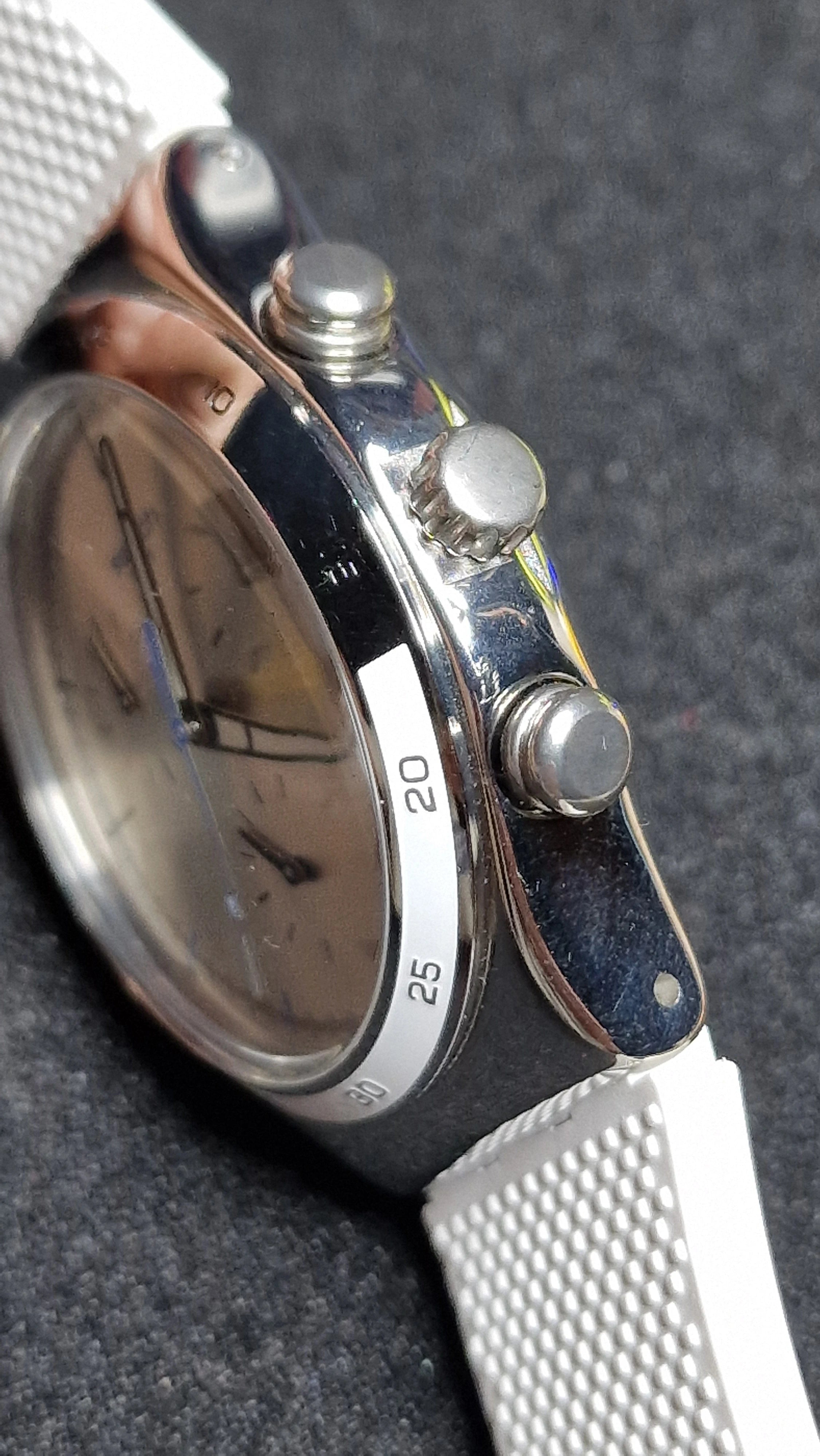 Swatch Irony Chrono YCS584 “Travel Chic” (AG 2014) – Clean silver dial + blue chrono hand - 7
