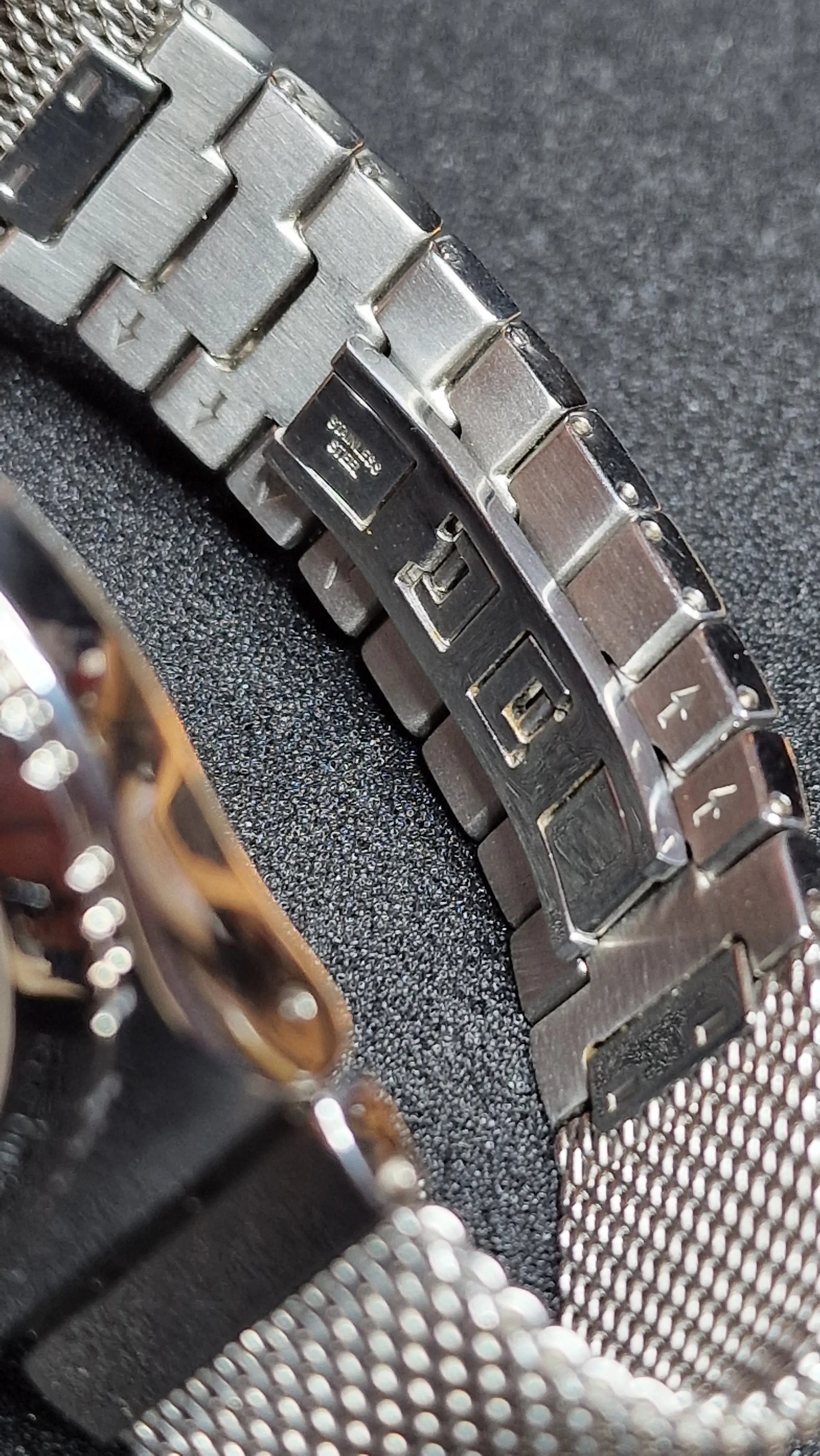 ⏱ Swatch Irony Chrono YVS405G – “Silverisch” 9