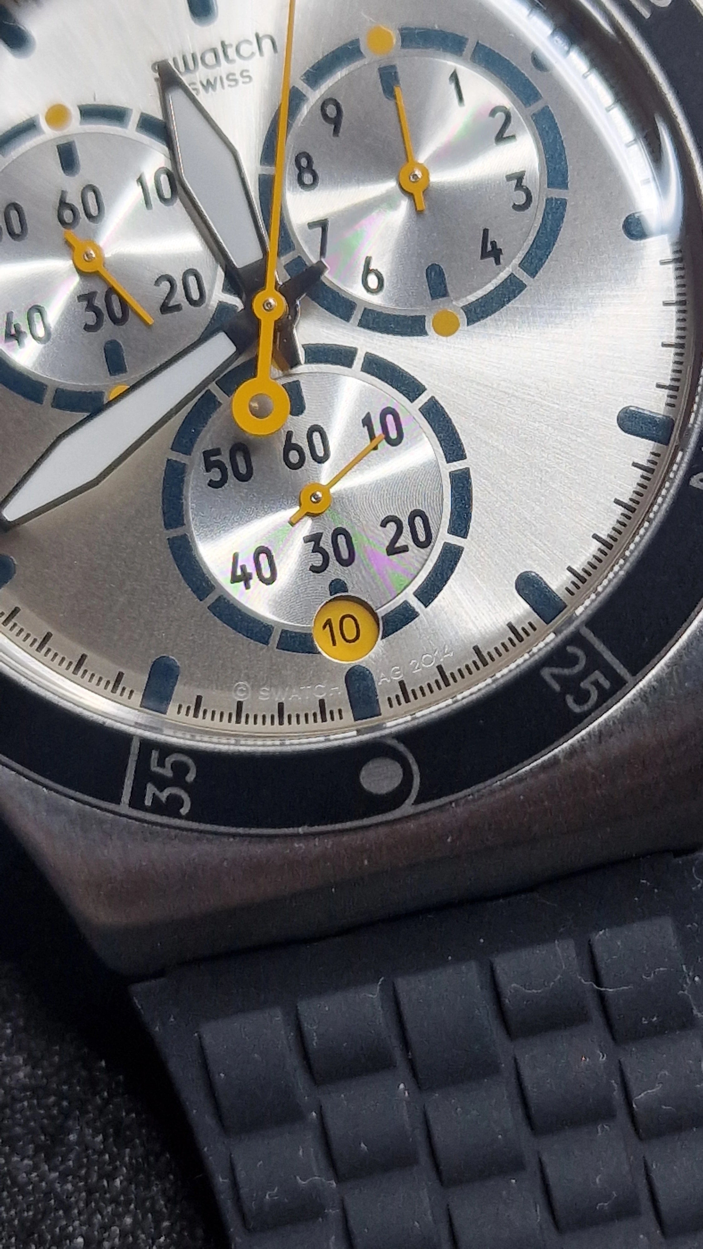Swatch Irony Chrono YVS420 “Jump High” (AG 2014) – sporty chrono with killer lume - 6