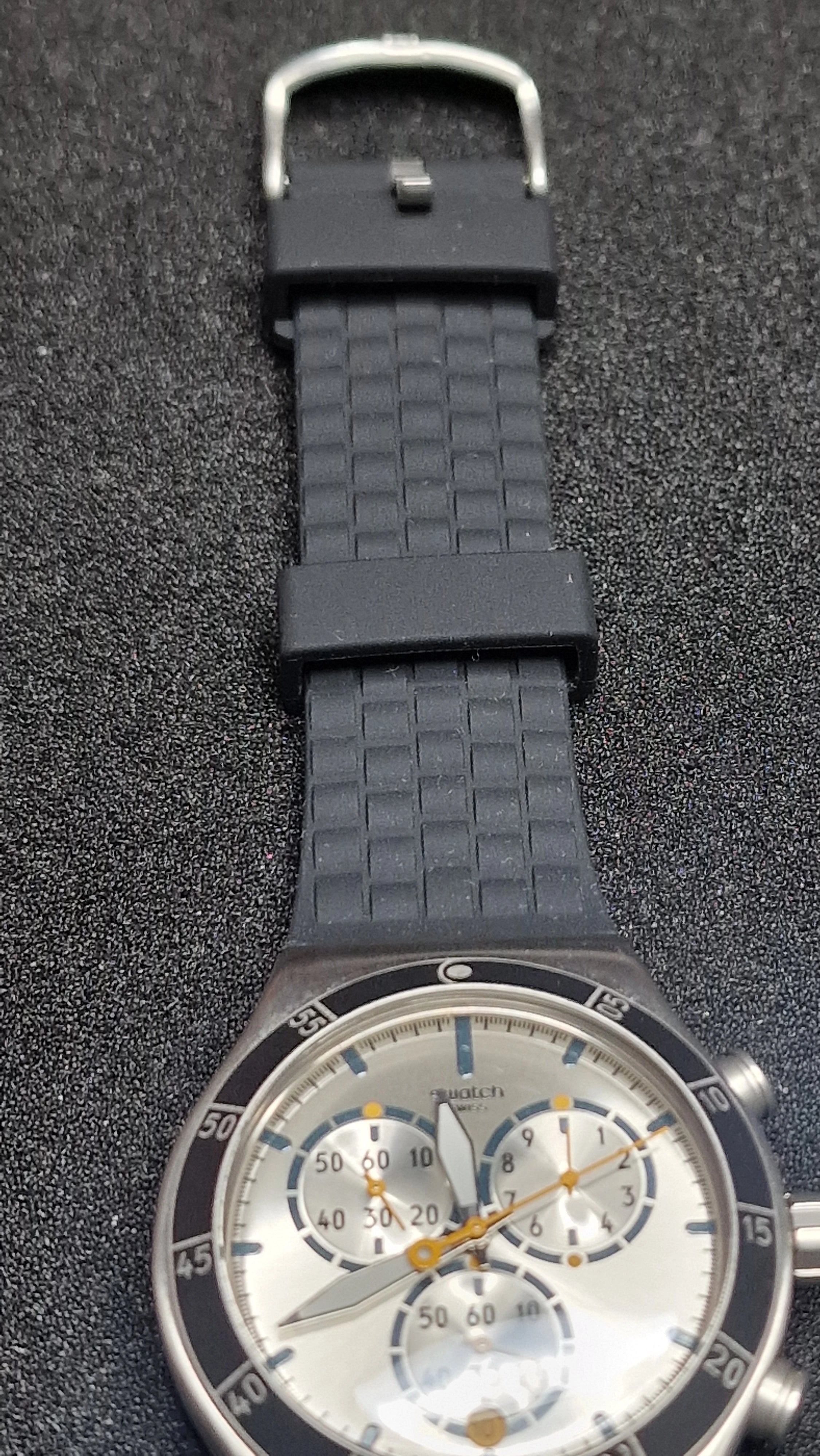 Swatch Irony Chrono YVS420 “Jump High” (AG 2014) – sporty chrono with killer lume - 9
