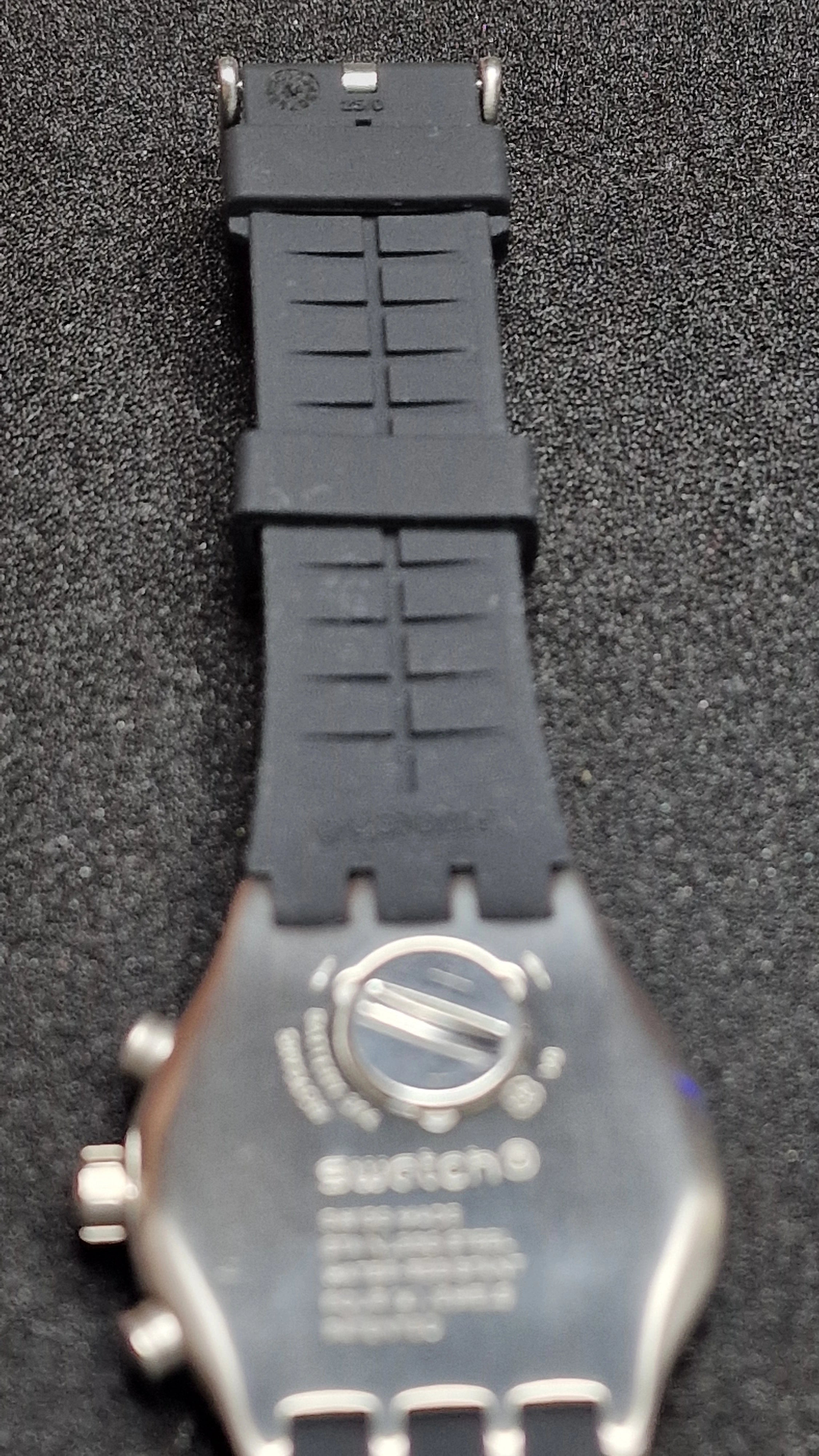 Swatch Irony Chrono YVS420 “Jump High” (AG 2014) – sporty chrono with killer lume - 11