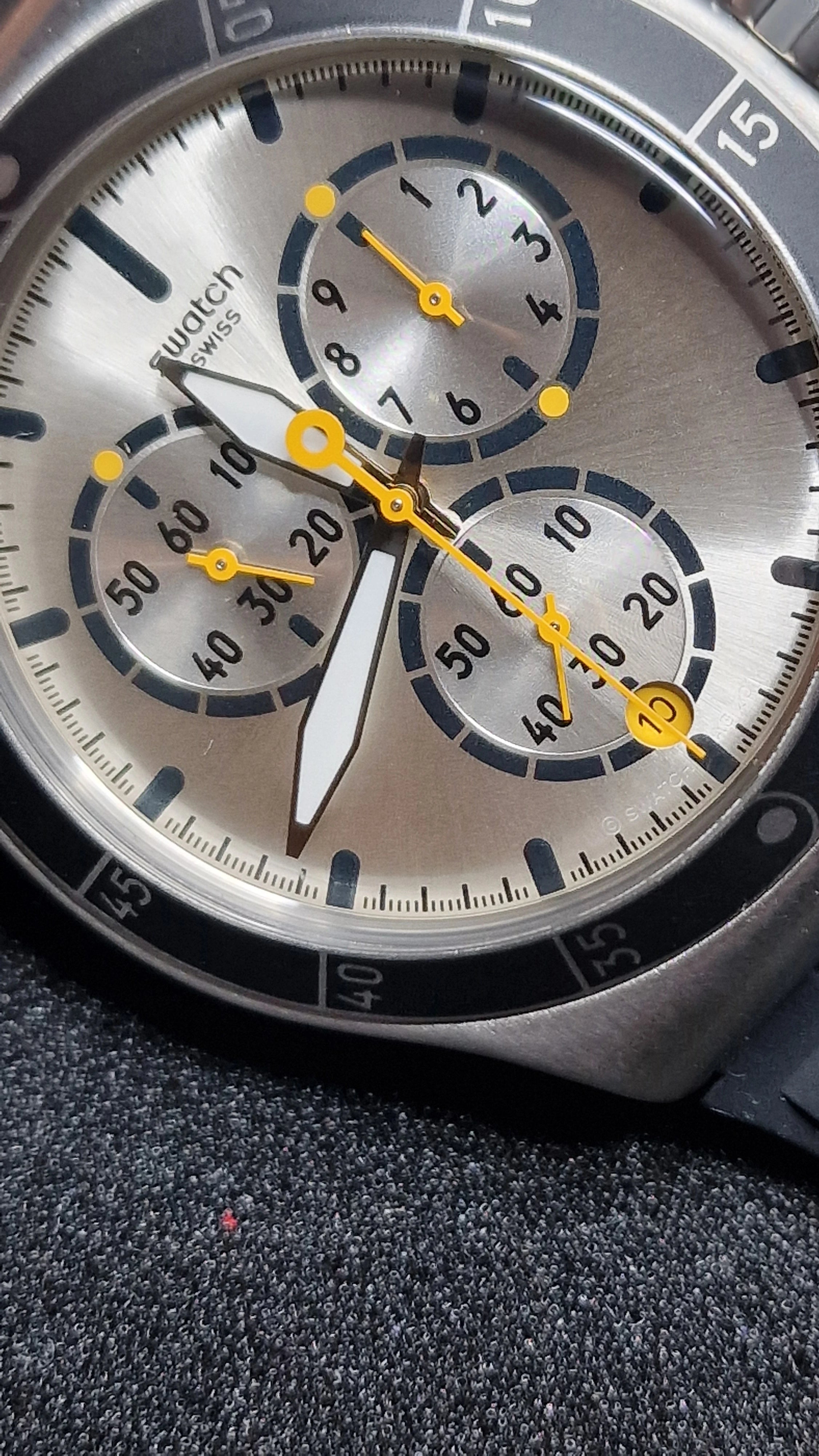 Swatch Irony Chrono YVS420 “Jump High” (AG 2014) – sporty chrono with killer lume - 14