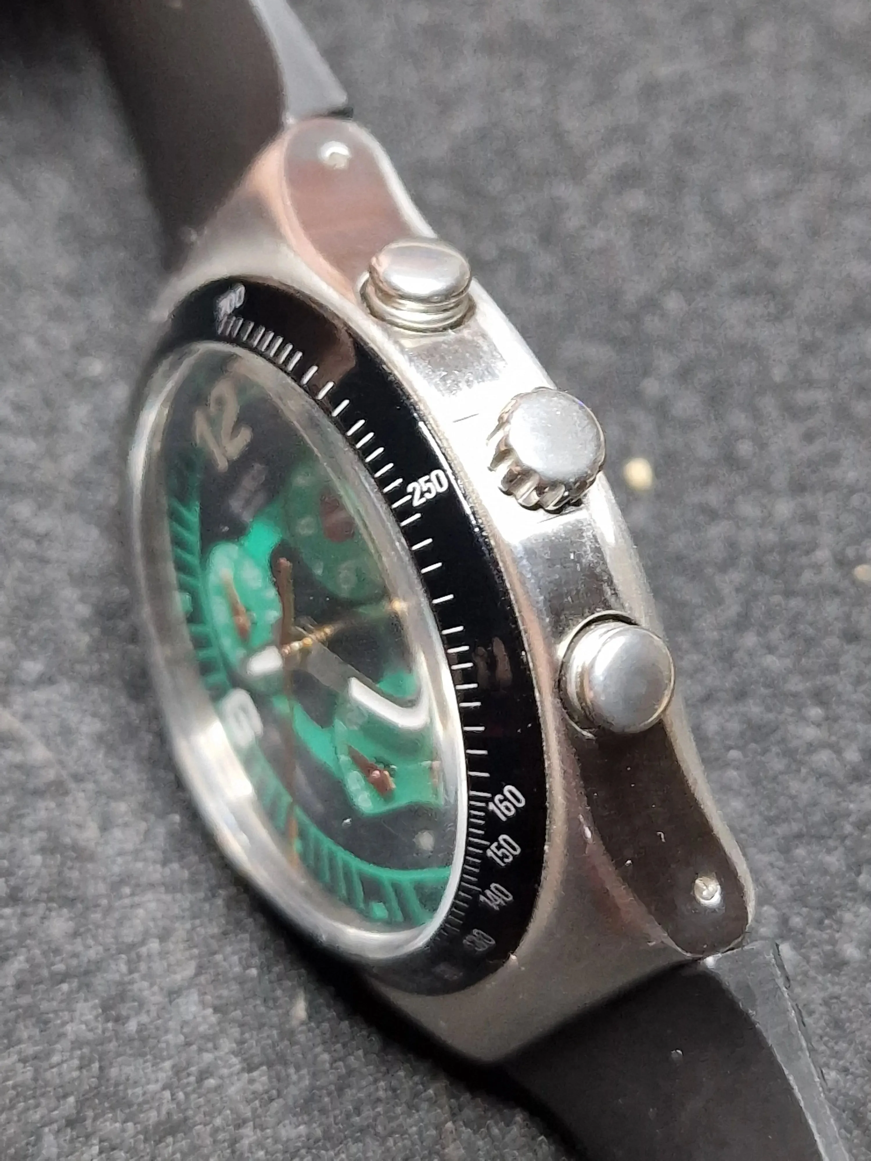 Swatch Irony YCS465 "Rattlesnake" Chronograph – 2003 6