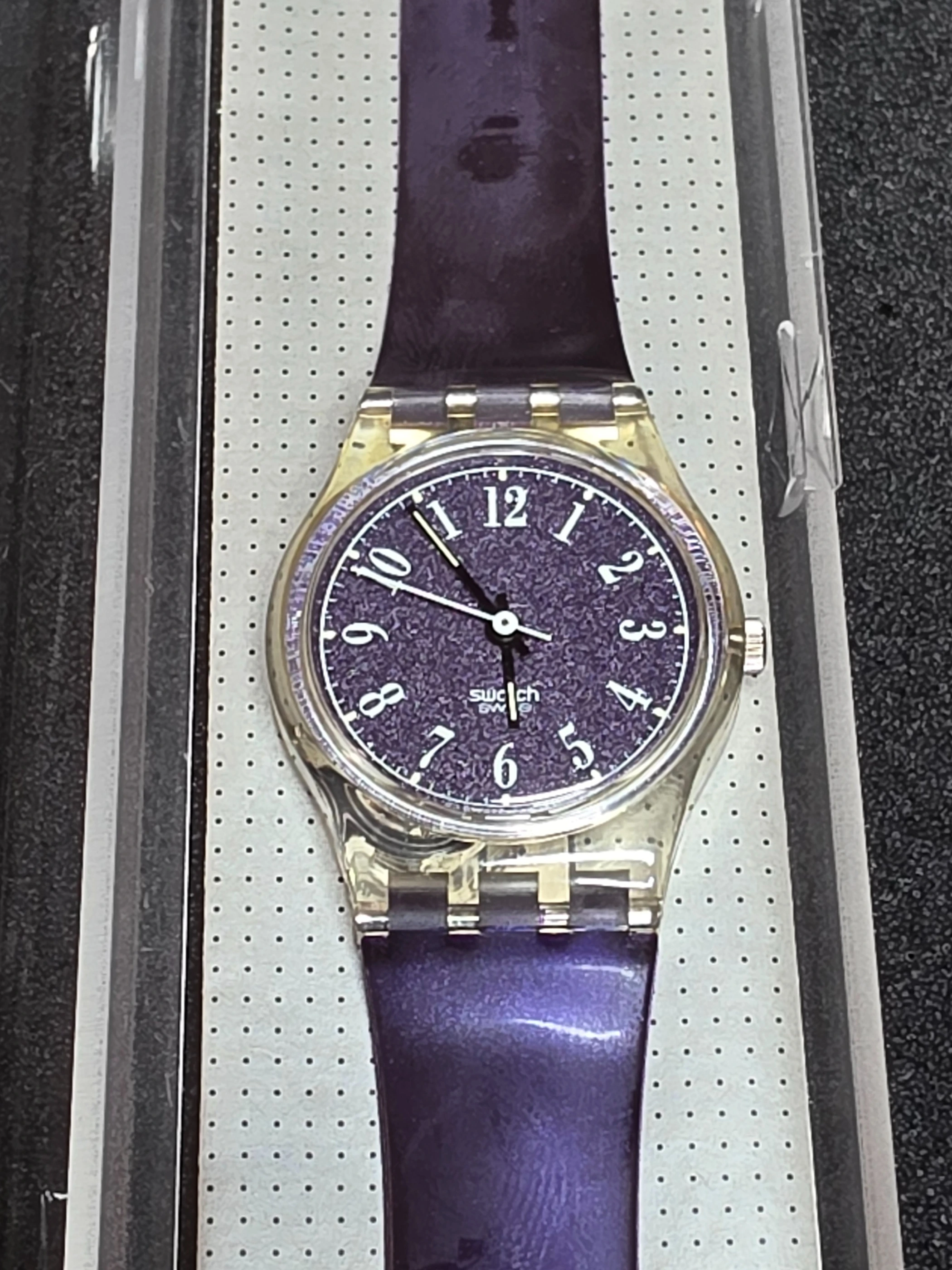 Swatch Lady Barbarella LK137 – 1992 – NOS – Purple Dial