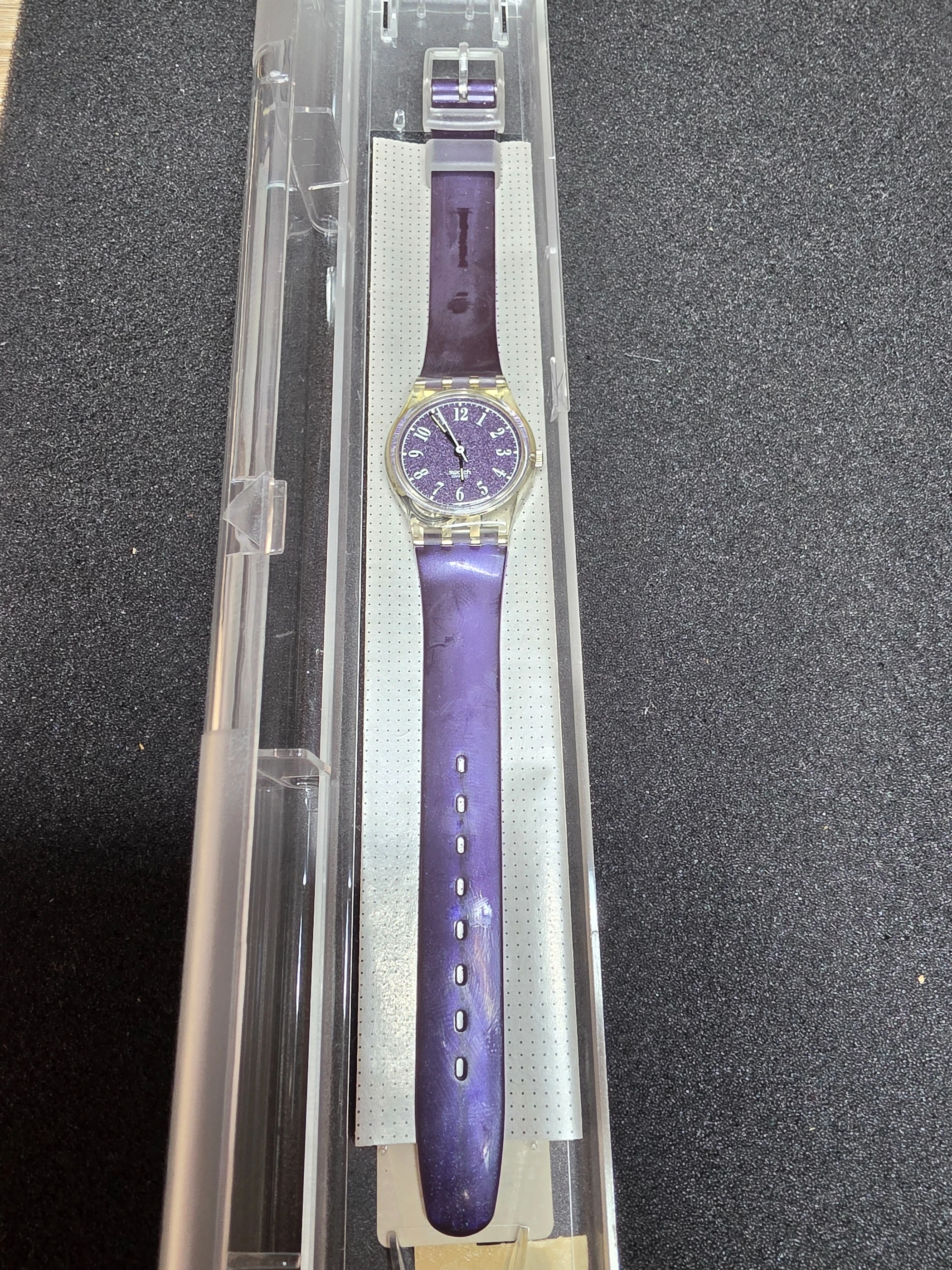 Swatch Lady Barbarella LK137 – 1992 – NOS – Purple Dial – view 2