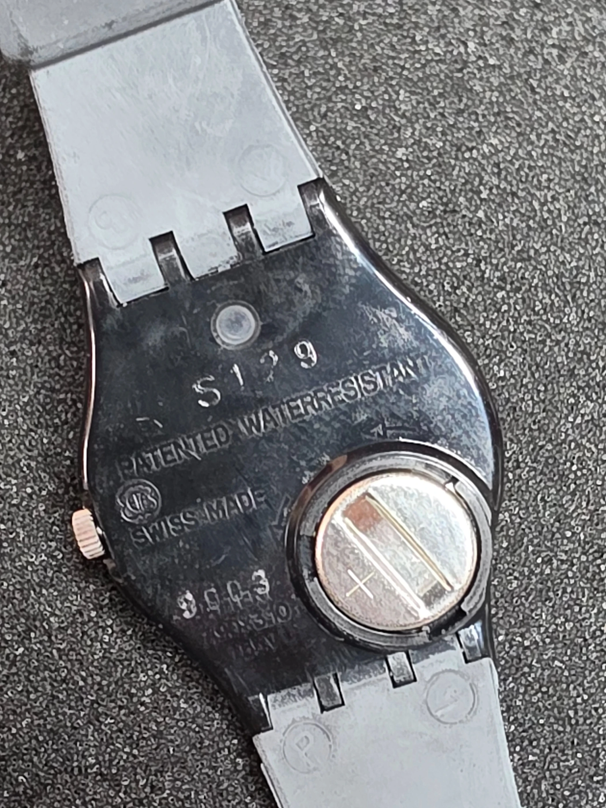 Swatch Lady Investment LB129 – 1991 – NOS – Black Case – view 7