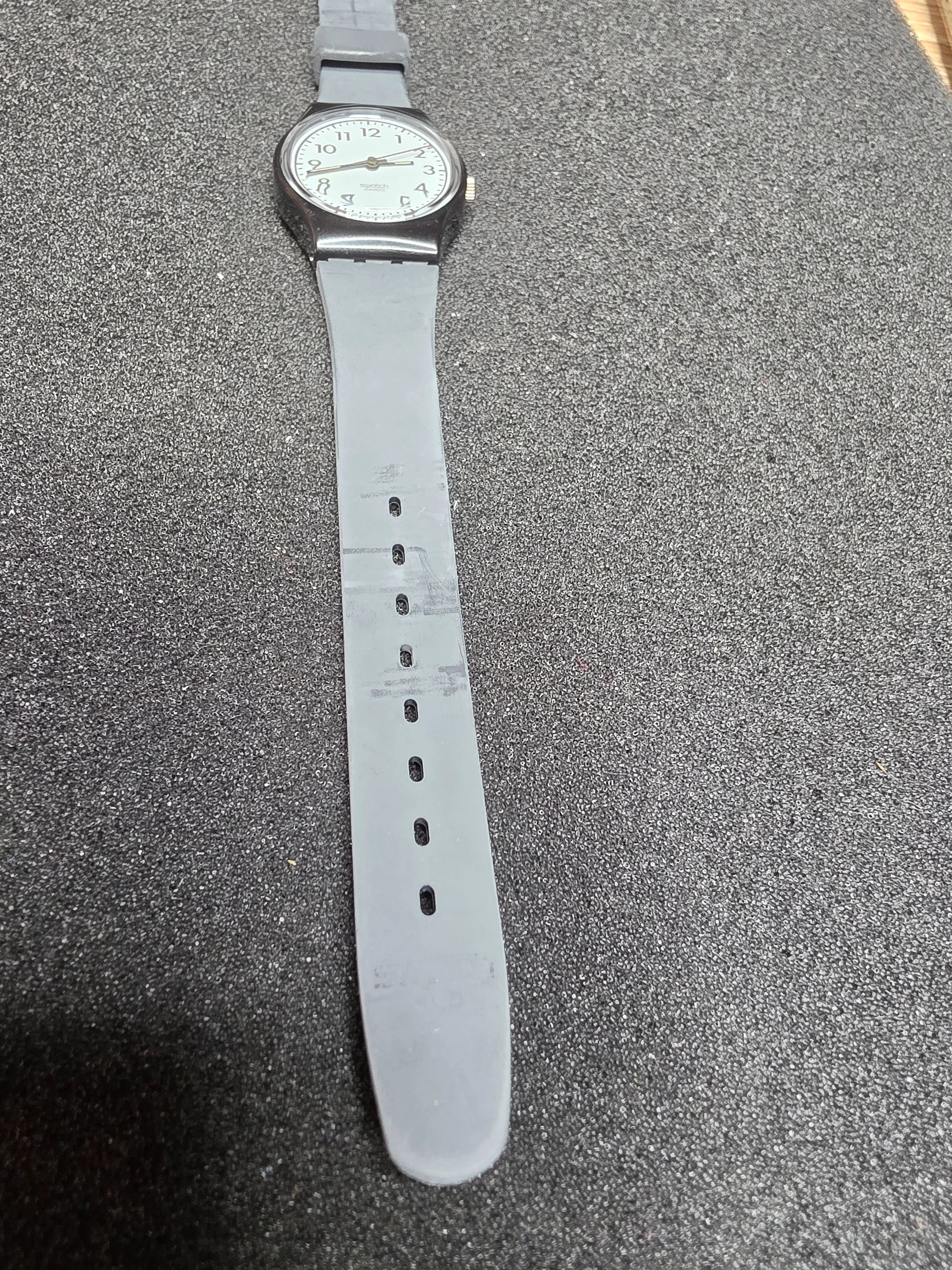 Swatch Lady Investment LB129 – 1991 – NOS – Black Case – view 8