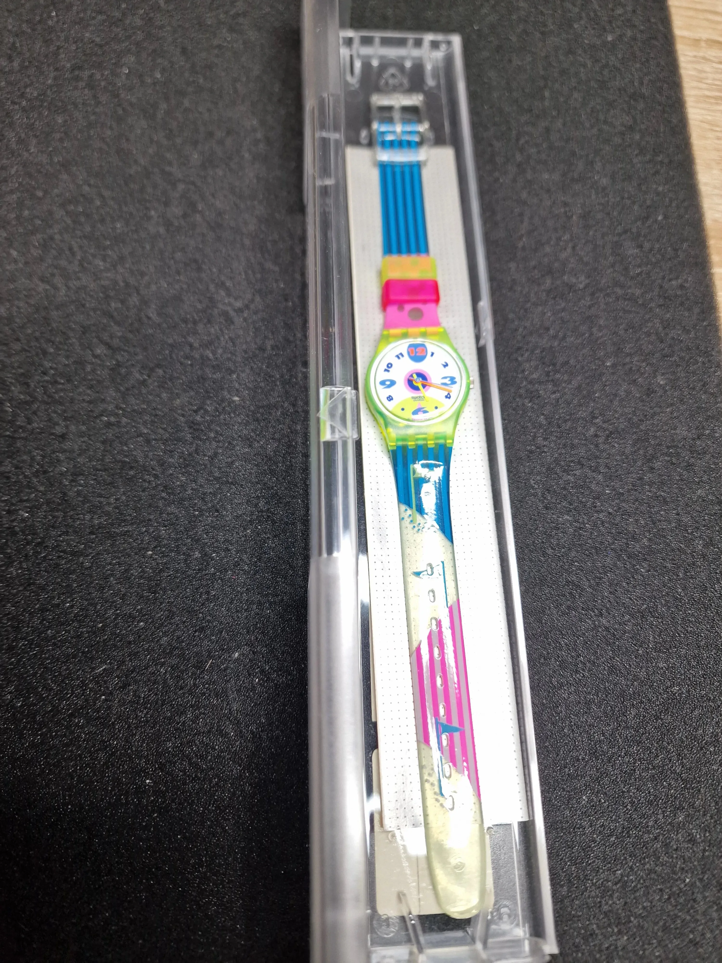 Swatch Lady LJ104 "Polar Ice" (1992) – Rare Vintage Glow Model 2