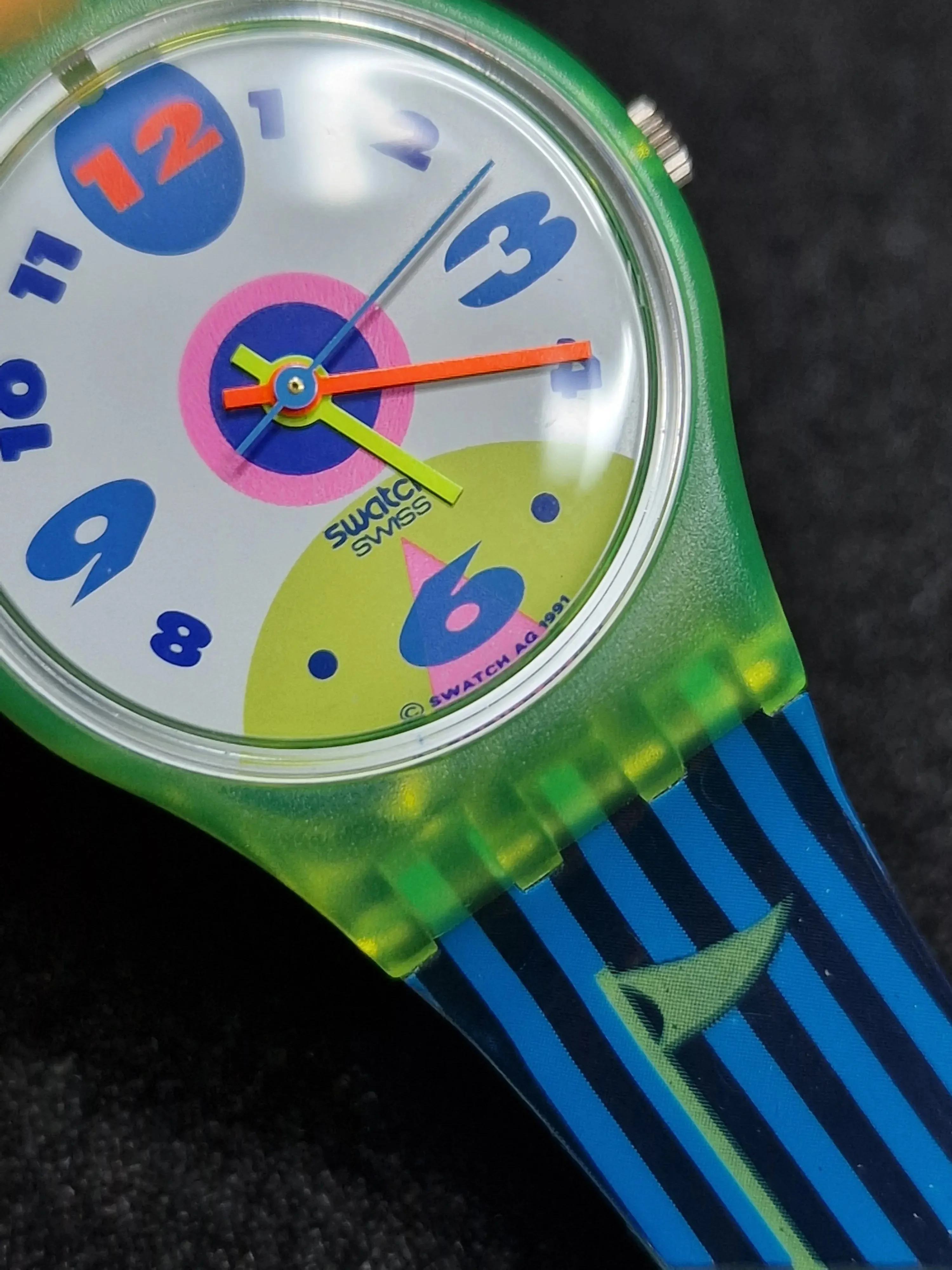 Swatch Lady LJ104 "Polar Ice" (1992) – Rare Vintage Glow Model 12