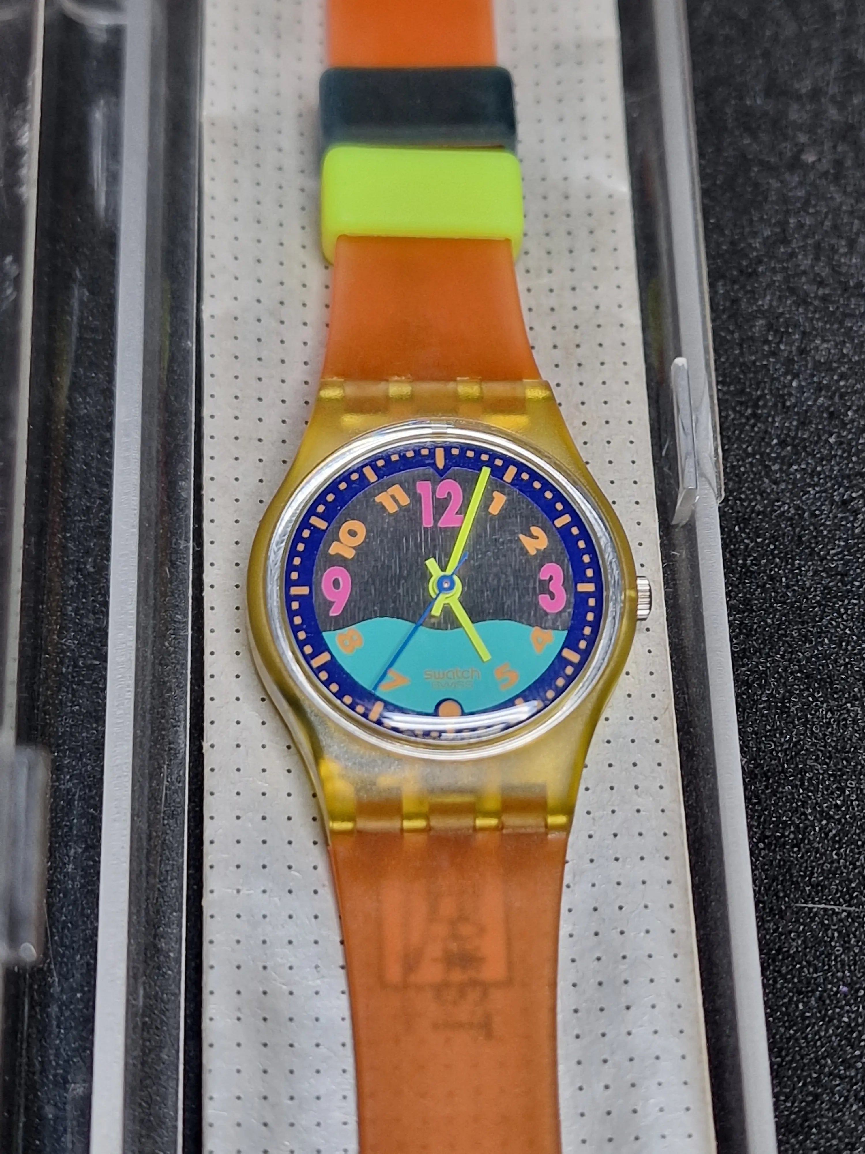Swatch Lady LK122 "Strawberry Fields" – 1991 2
