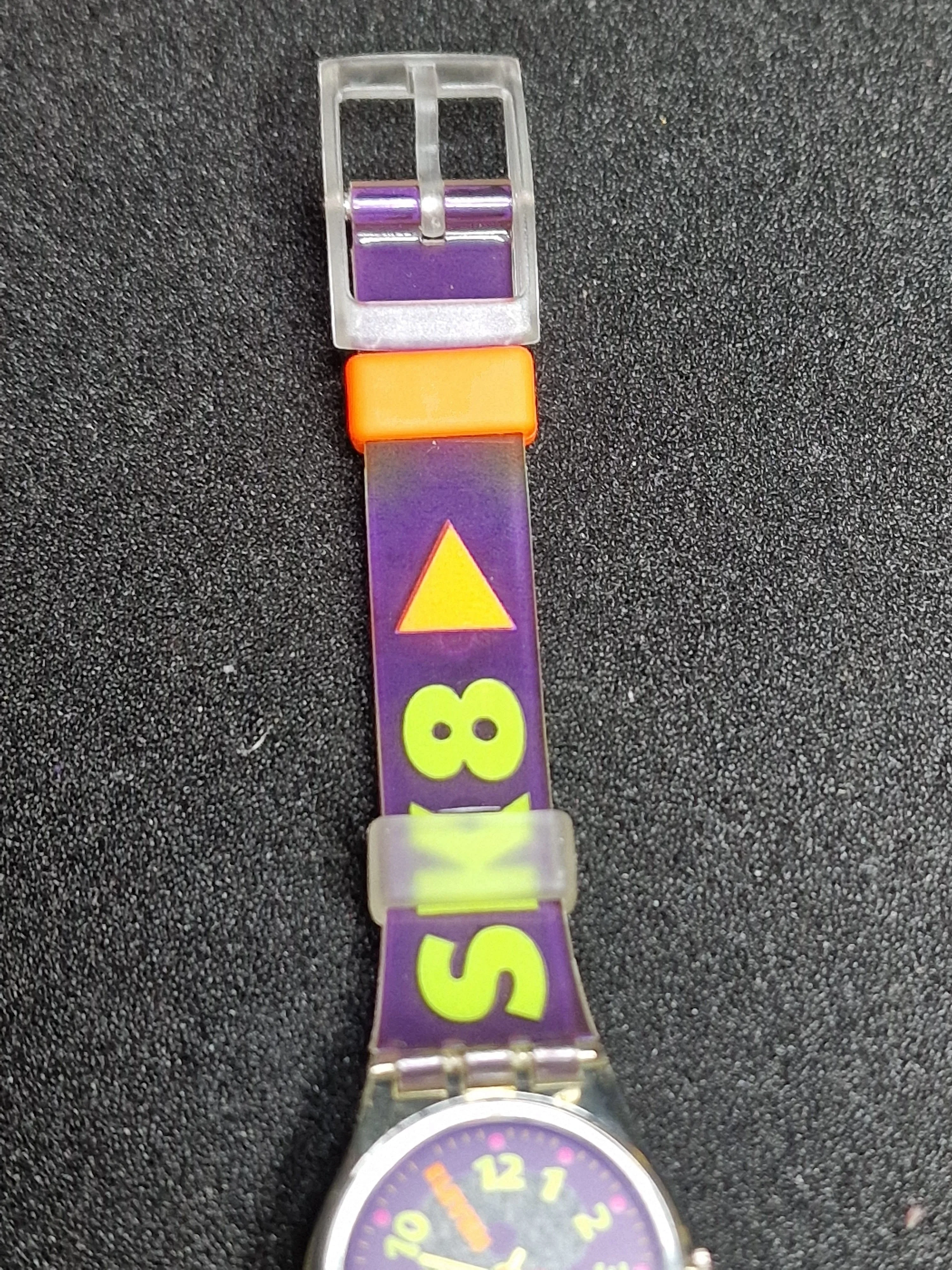 Swatch Lady LK138 "Snow Collage" (1992) – Vintage Pop Design 9