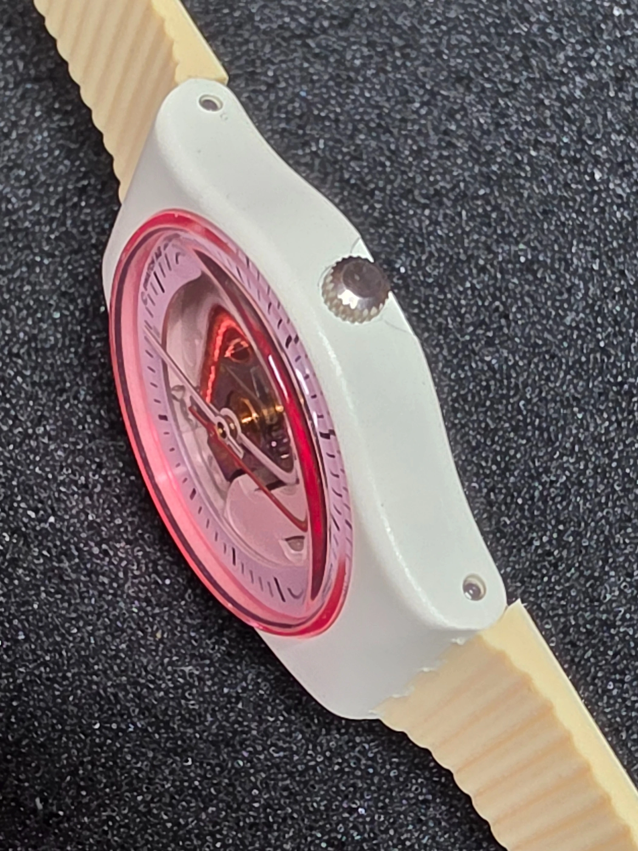 Swatch Lady LW119 – 1988 – NOS – White Dial – view 6