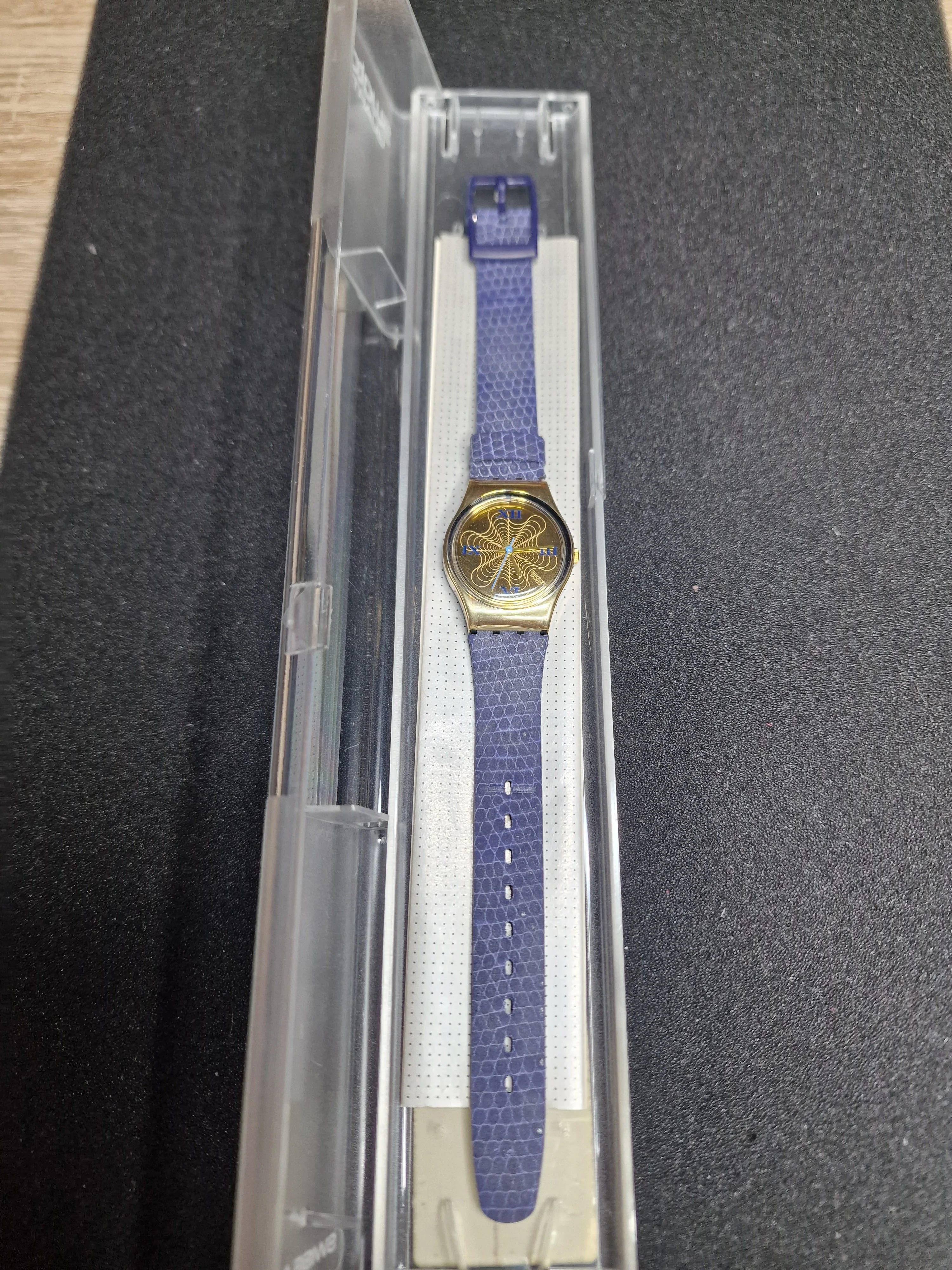 Swatch Lady LX108 "Boutique" (1991) – Elegant Vintage Lady Swatch 8