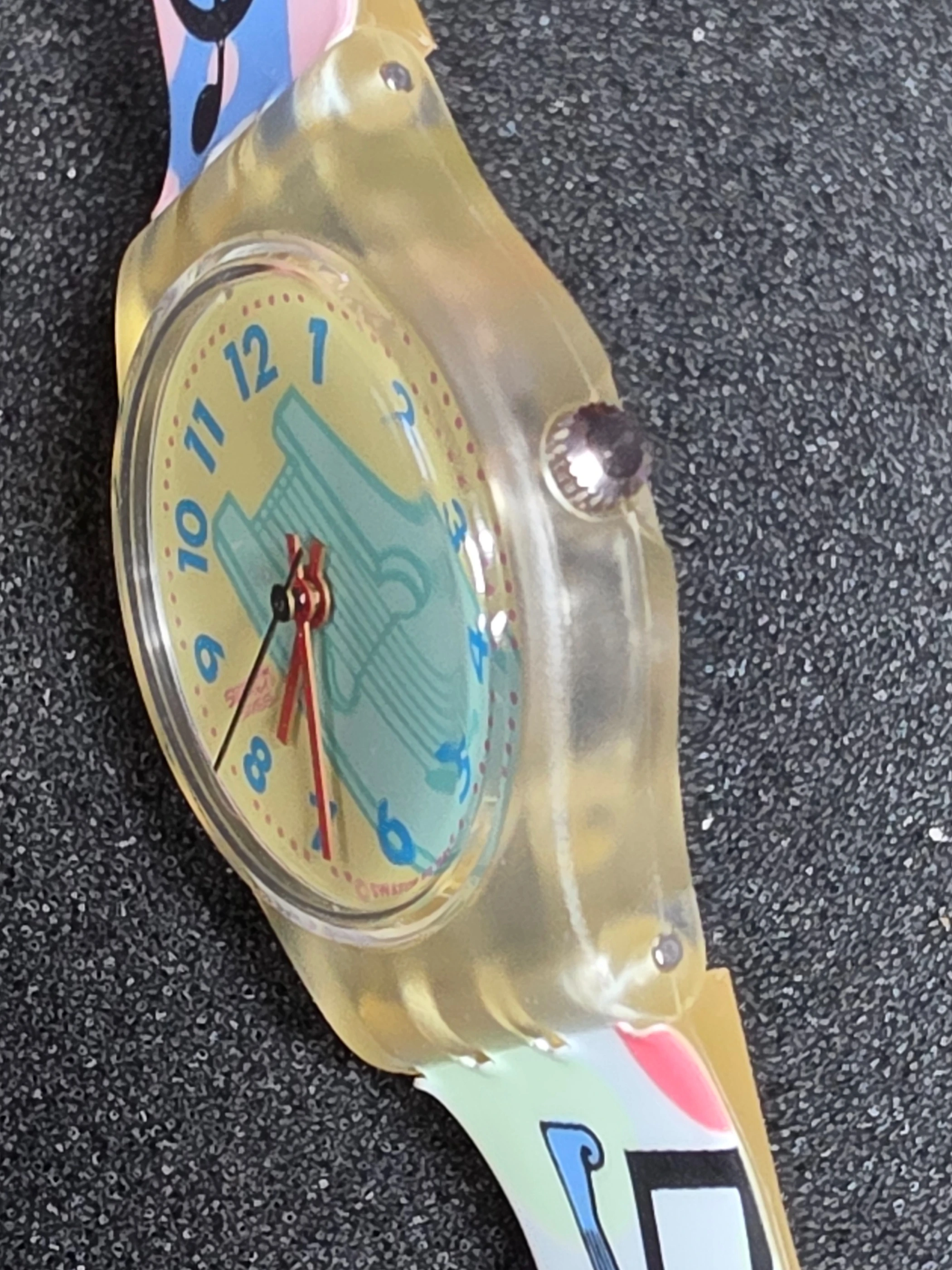 Swatch Lady Picolo LK132 – 1992 – Unworn – Multicolor Dial – view 5