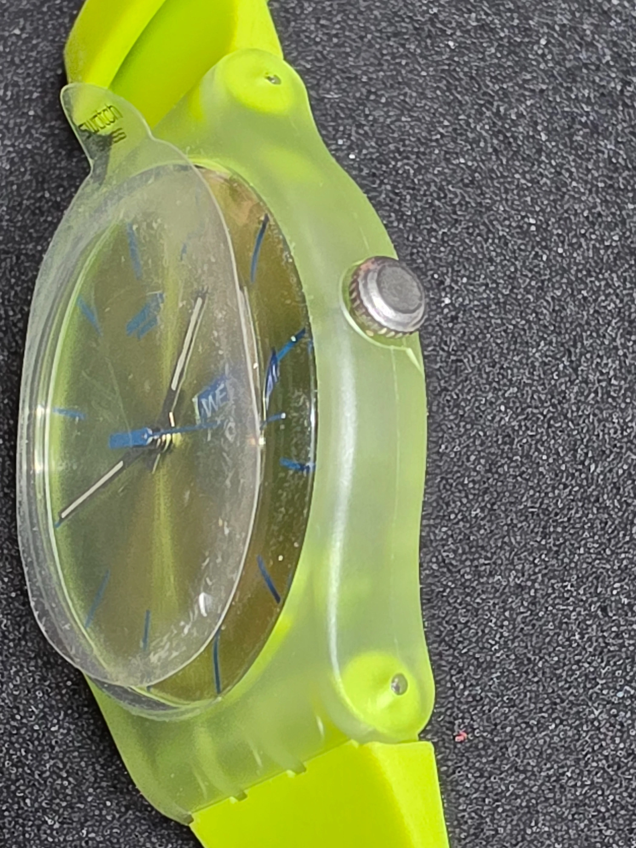 Swatch Lime Rebel SUOG702 – 2016 – Unworn – Bold Design 3