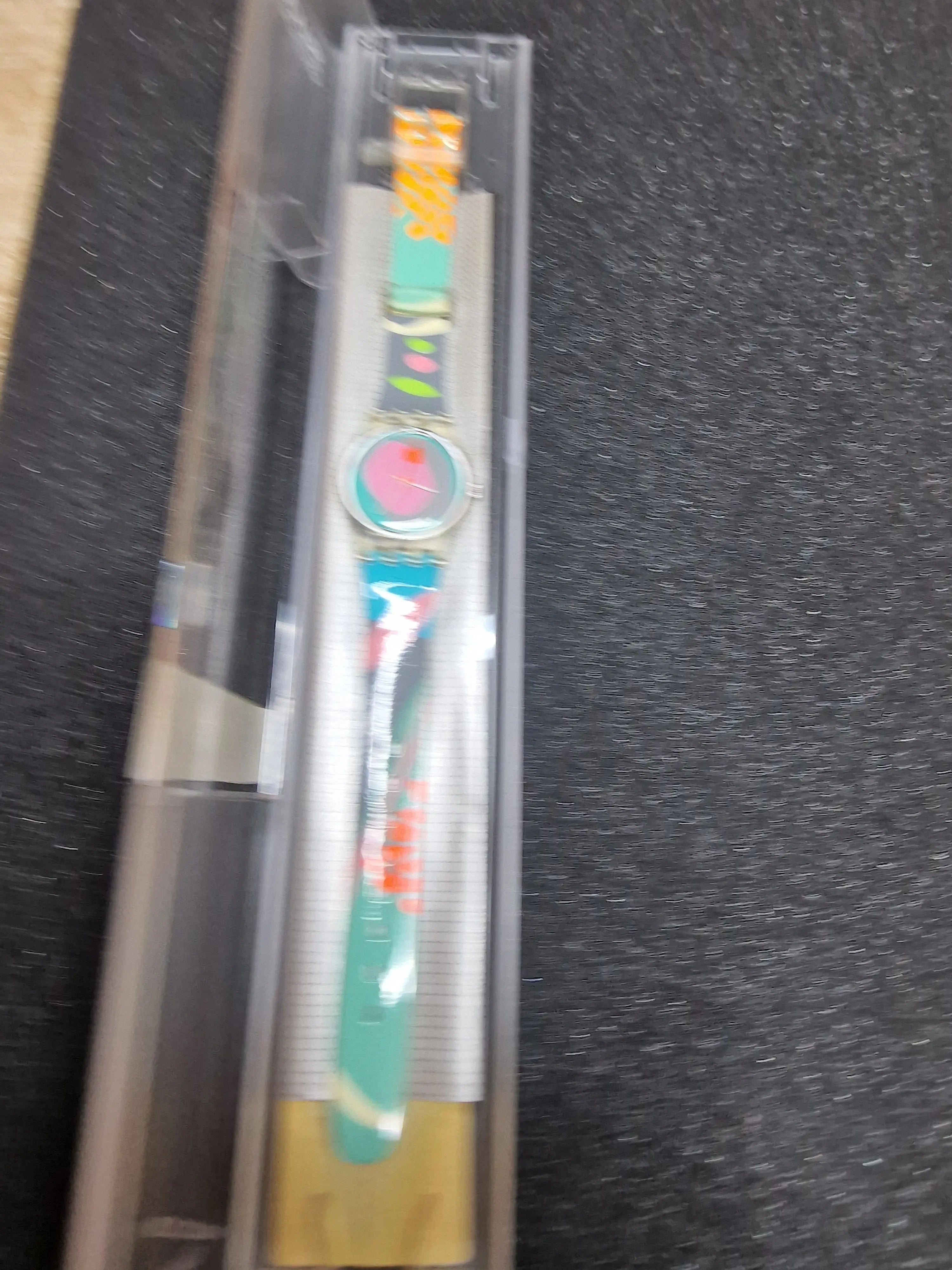 Swatch LK109 “Luna di Capri” (1987) – Playful Italian Summer Design 3