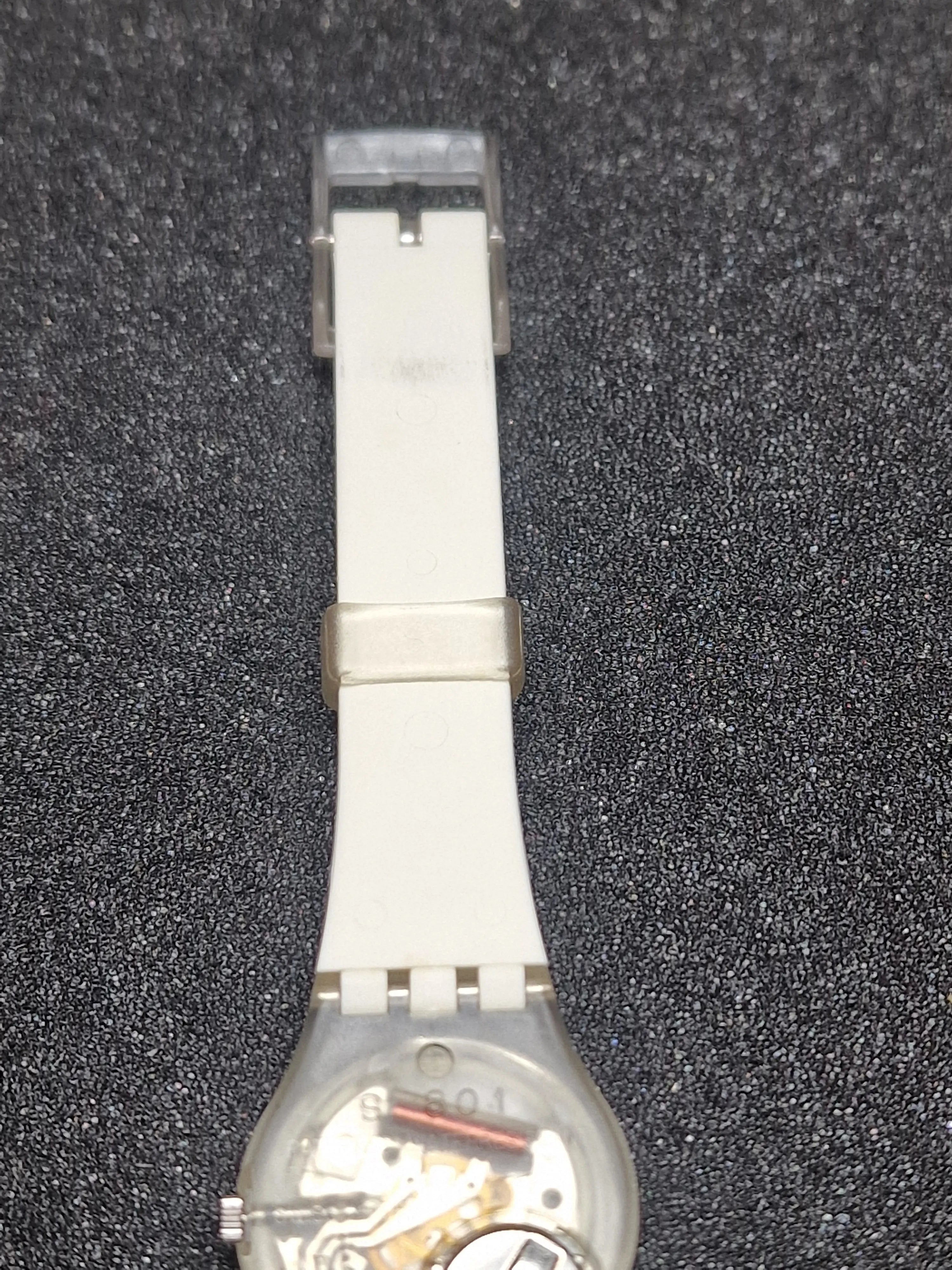 Swatch LK109 “Luna di Capri” (1987) – Playful Italian Summer Design 12