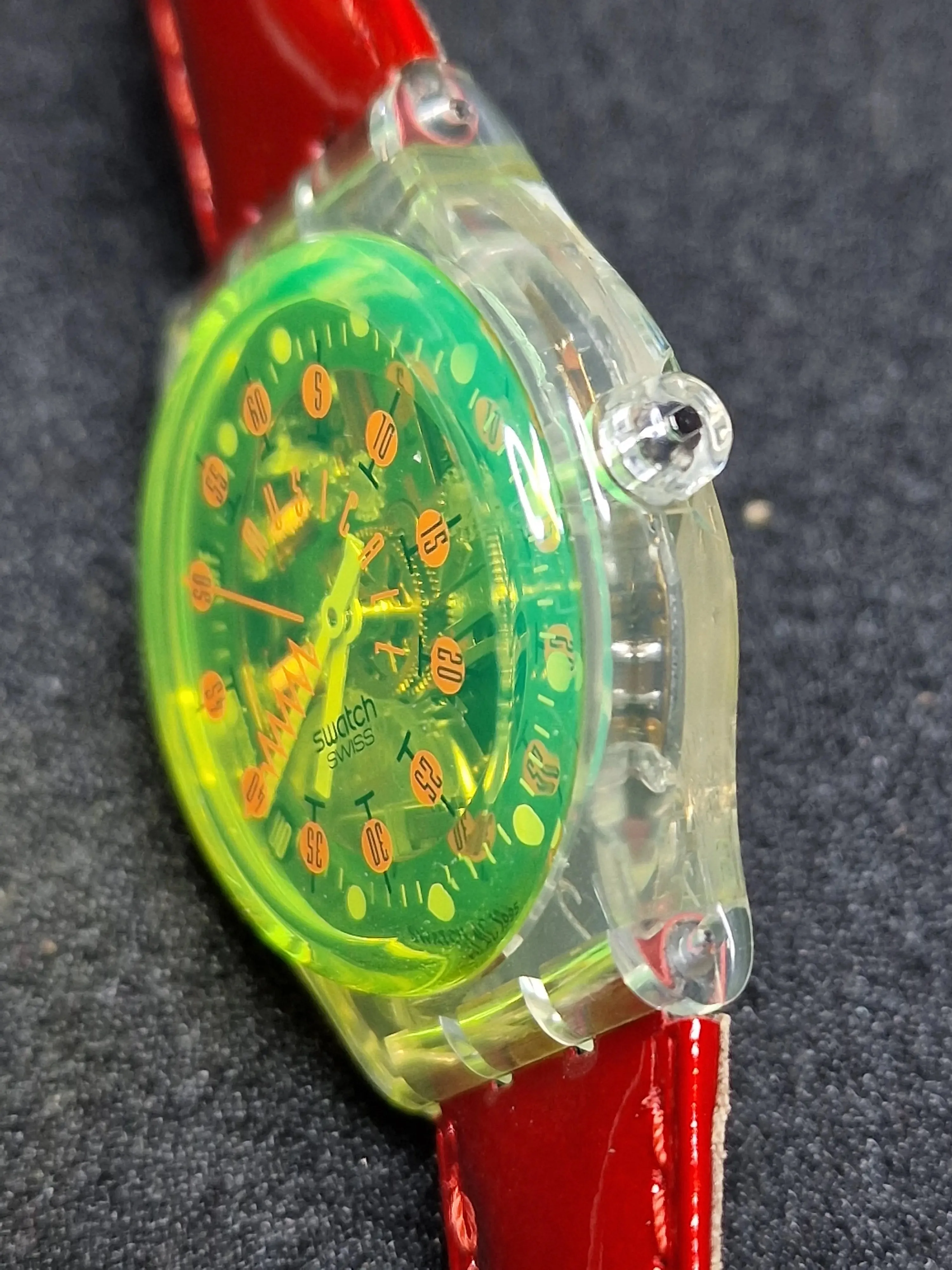 Swatch Musically SLK108 "Funky Town" (1996) 6