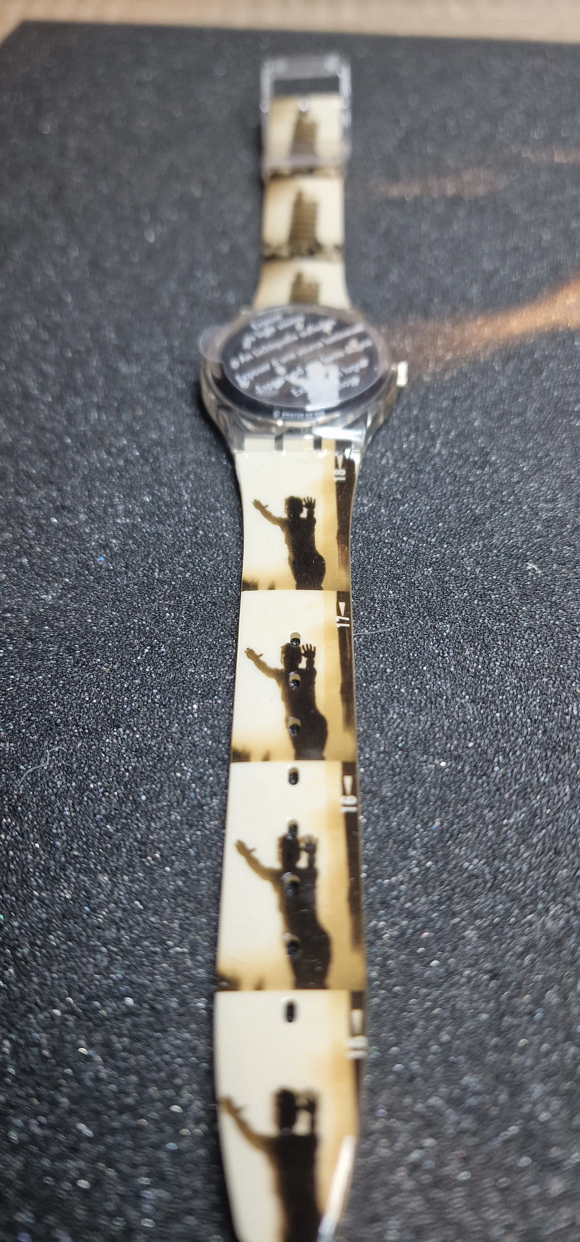 🇮🇹 Swatch World Solar Italy SRK104C (1999) – Limited Edition – NEW & WORKING 10
