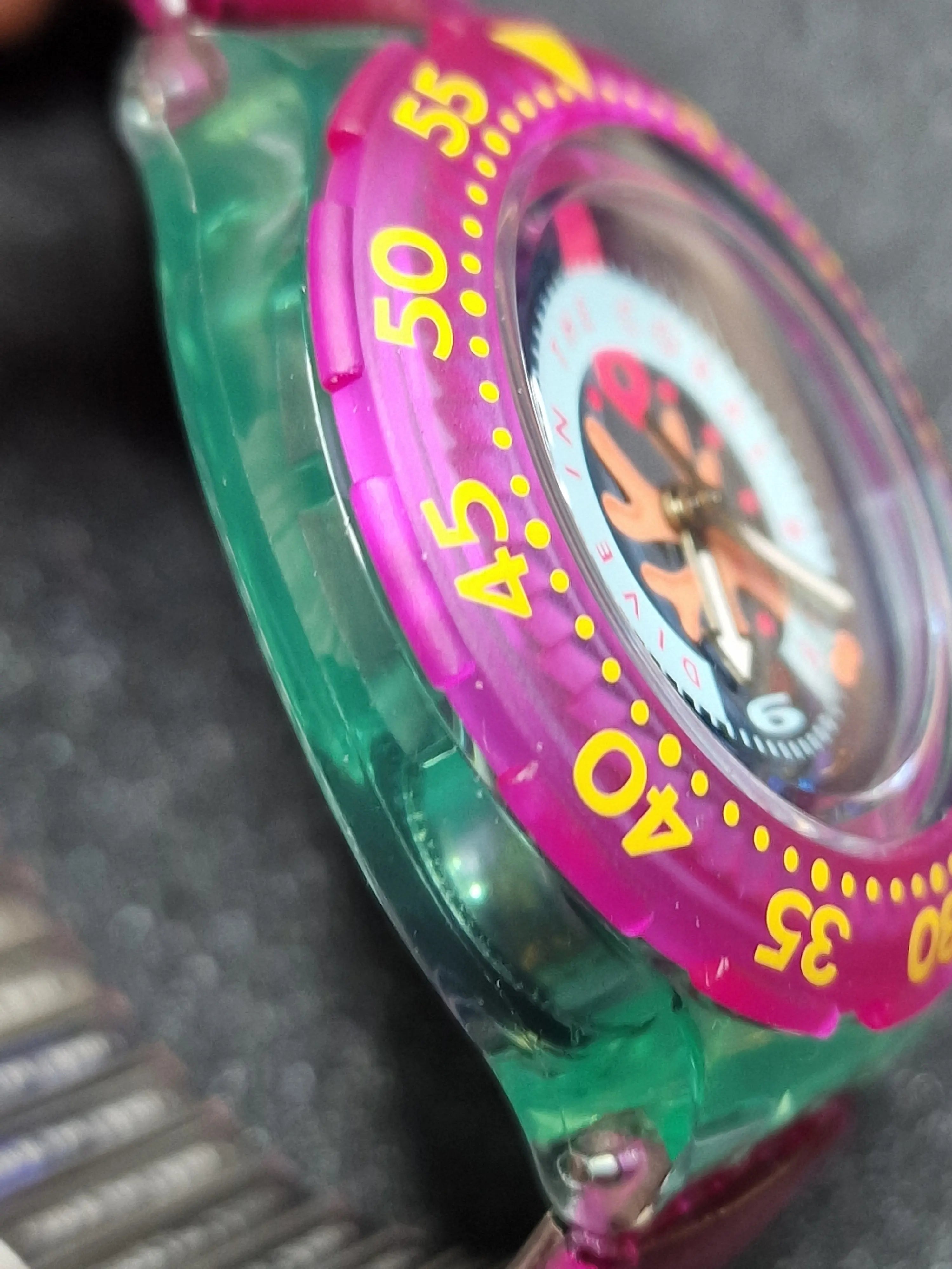 Swatch Scuba 200 Flex SDG102 "Cherry Drops" (1993) 5