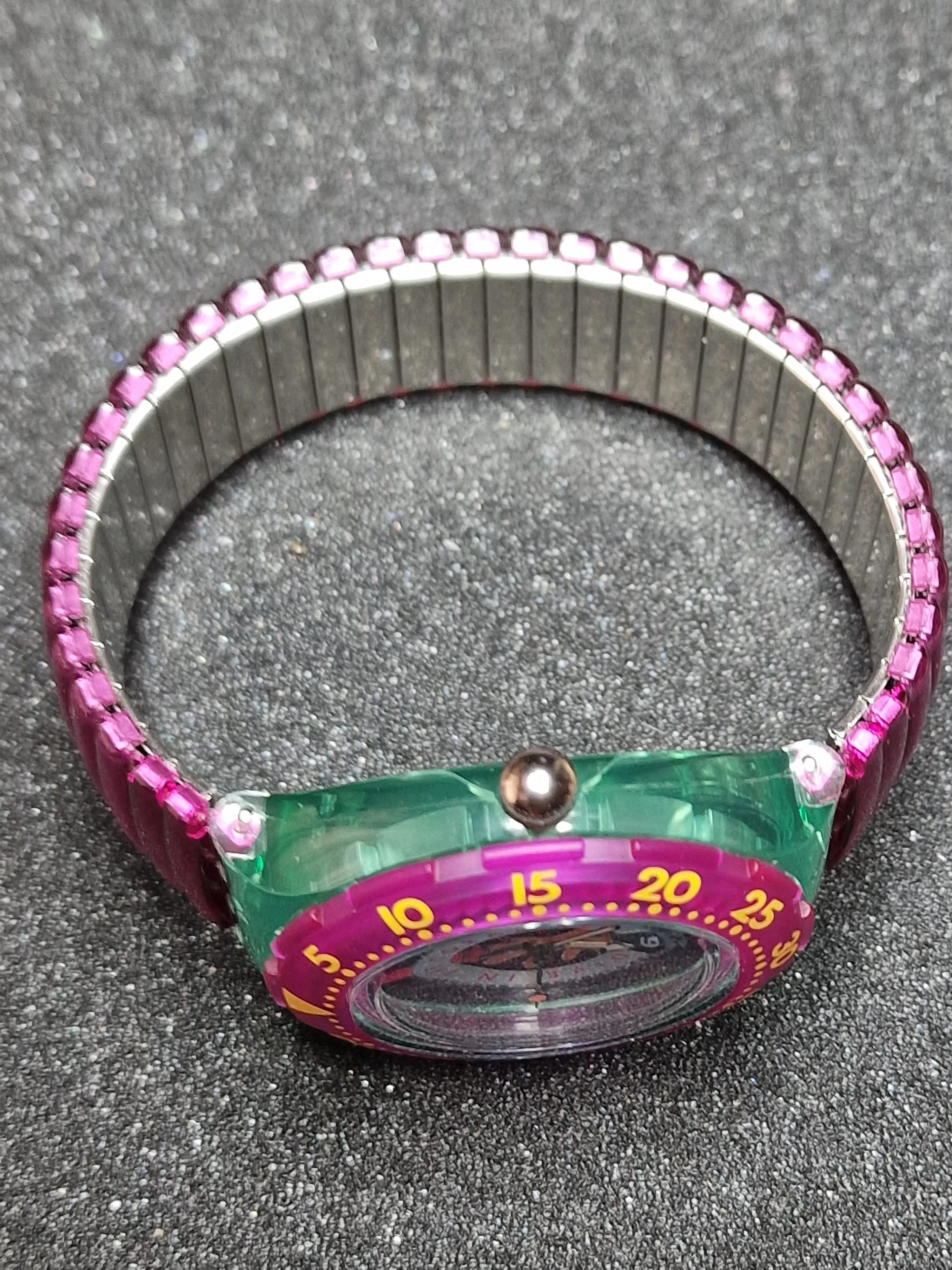 Swatch Scuba 200 Flex SDG102 "Cherry Drops" (1993) 9