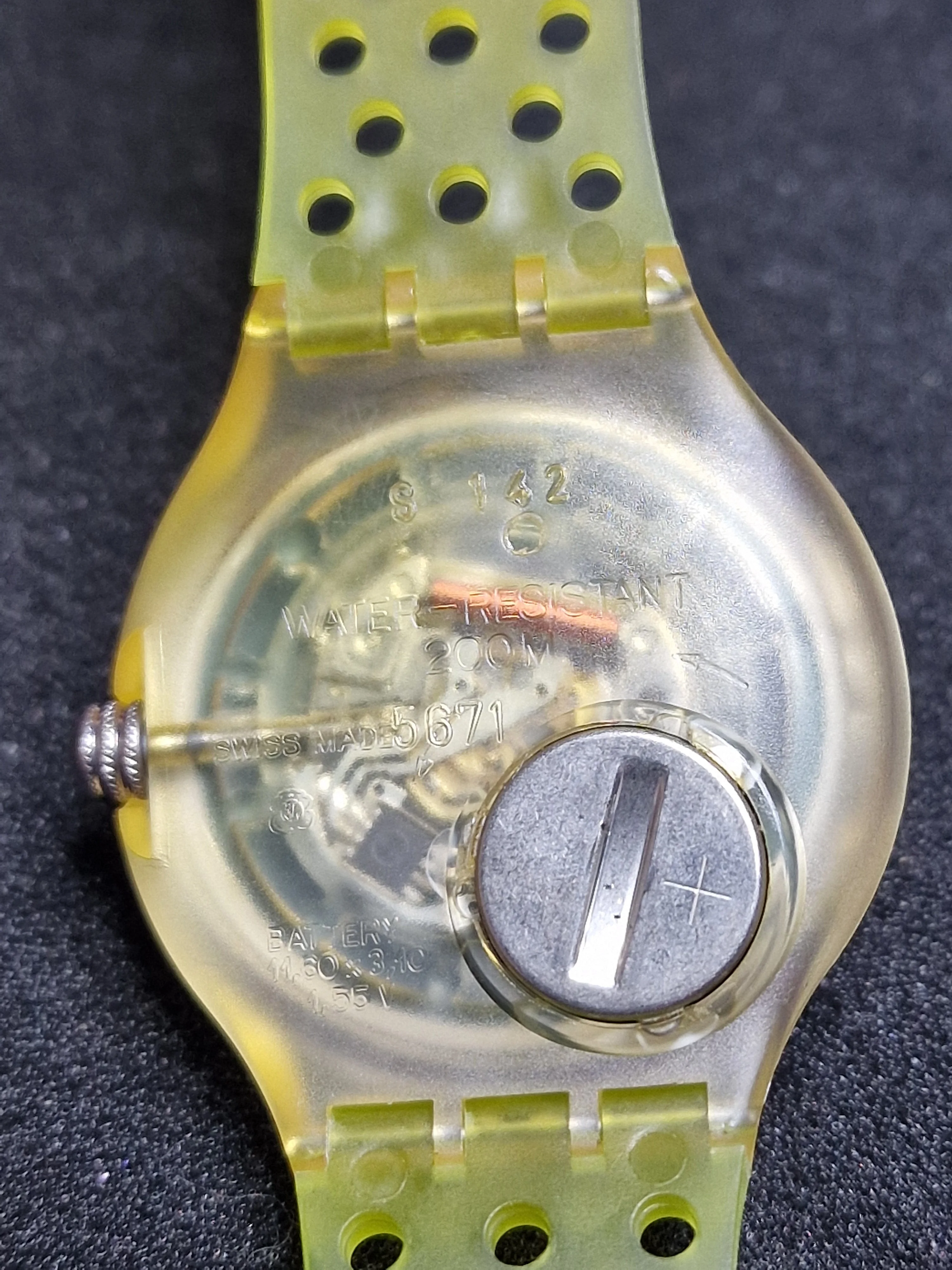 🔸 Swatch Scuba SDK103 Hypocampus (1990) – Iconic Scuba 200 Dive Watch 10