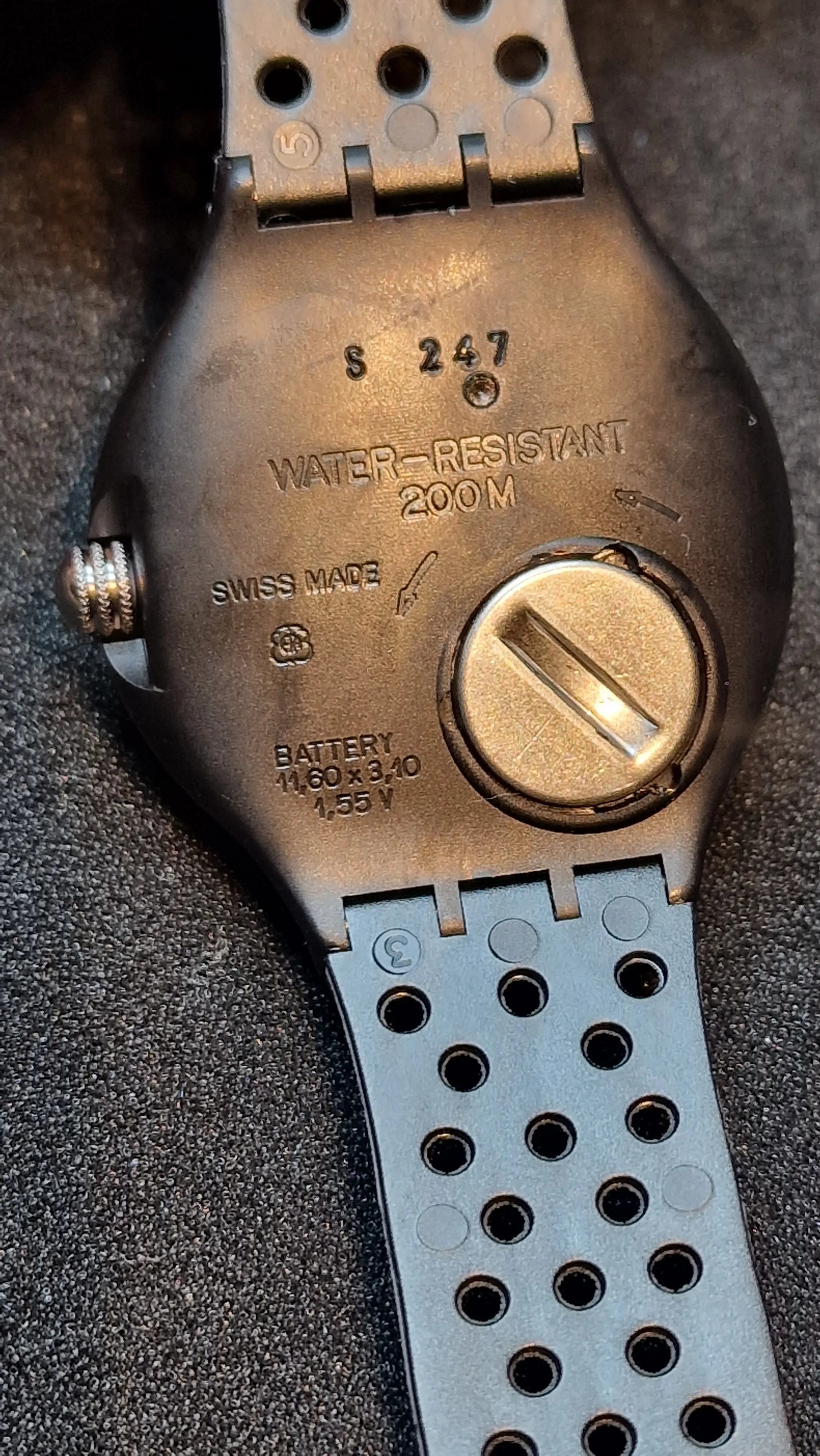 Swatch Scuba 200 – SDB102 “Black Wave” (1991) 7