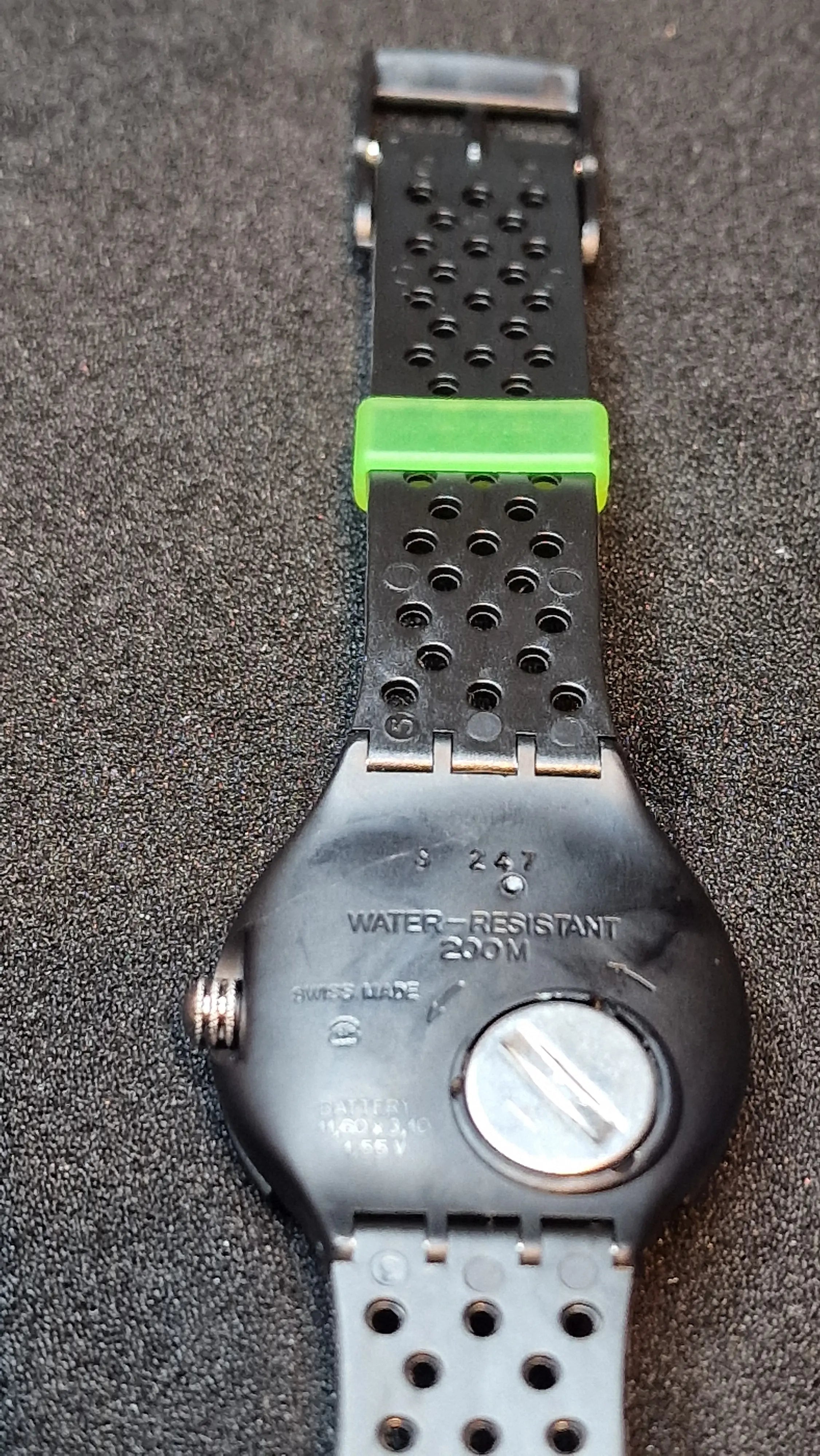 Swatch Scuba 200 – SDB102 “Black Wave” (1991) 12