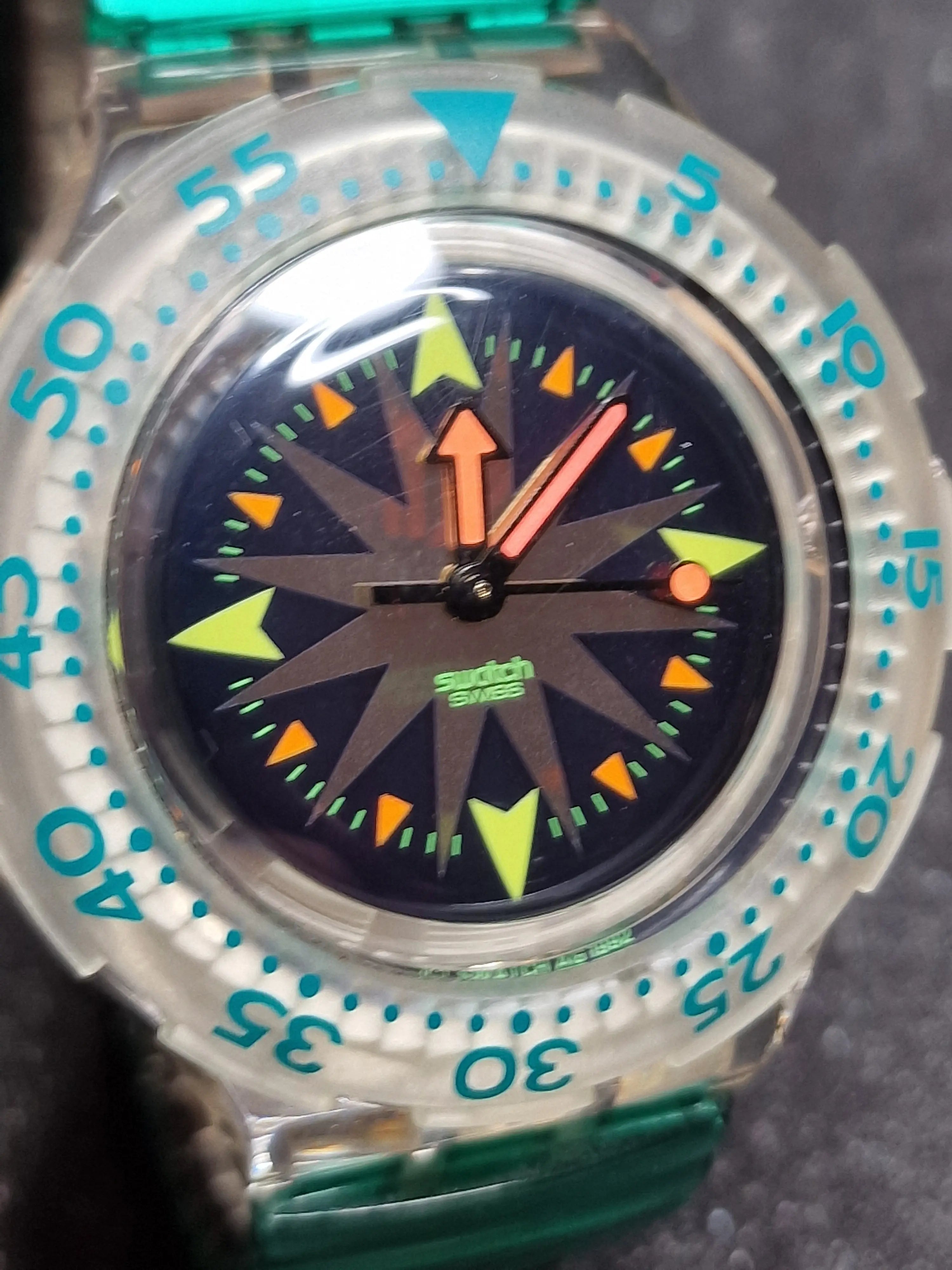Swatch Scuba 200 SDK108 "Mint Drops" (1993) 4