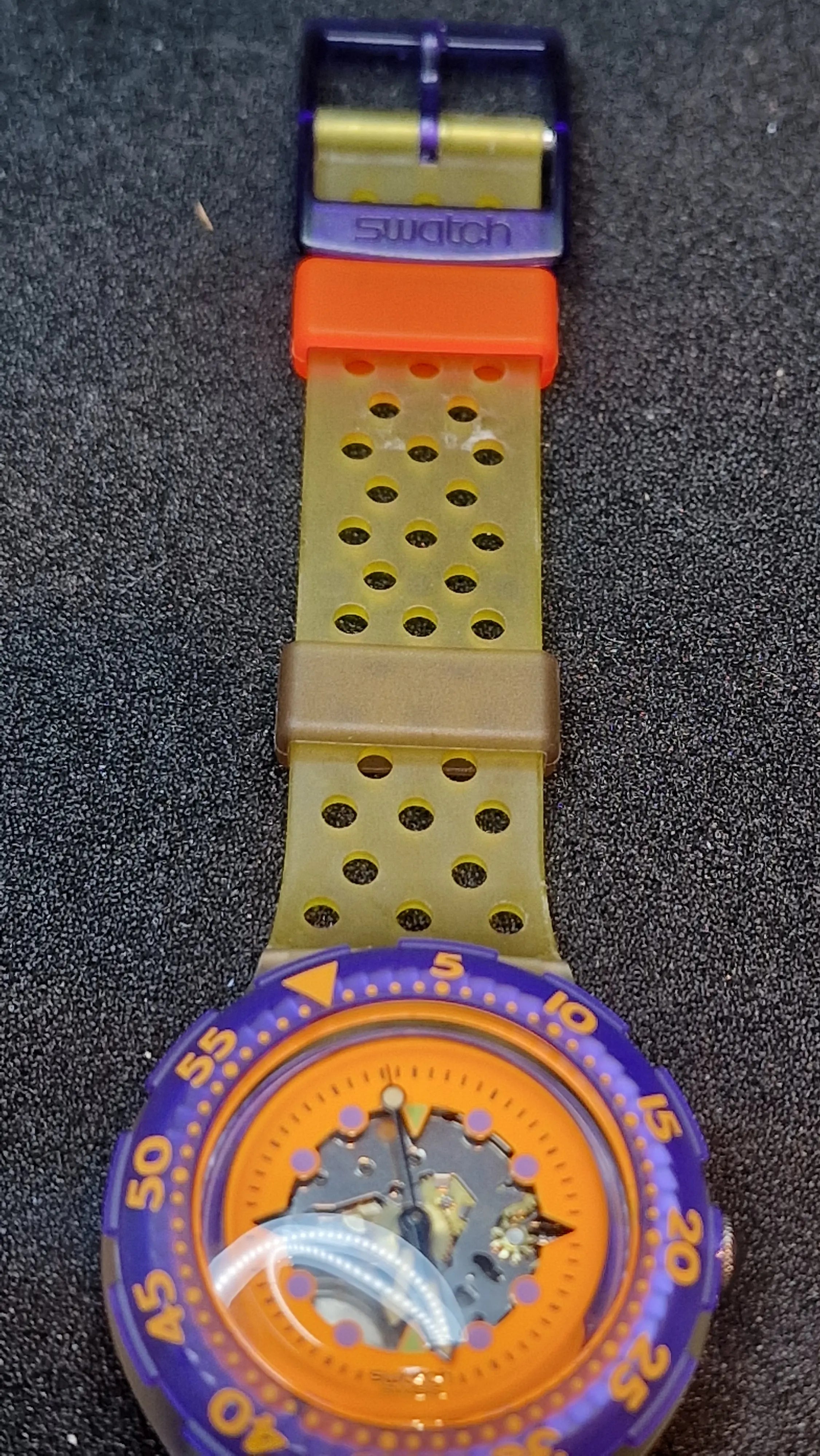 🔸 Swatch Scuba SDK103 Hypocampus (1990) – Iconic Scuba 200 Dive Watch 9