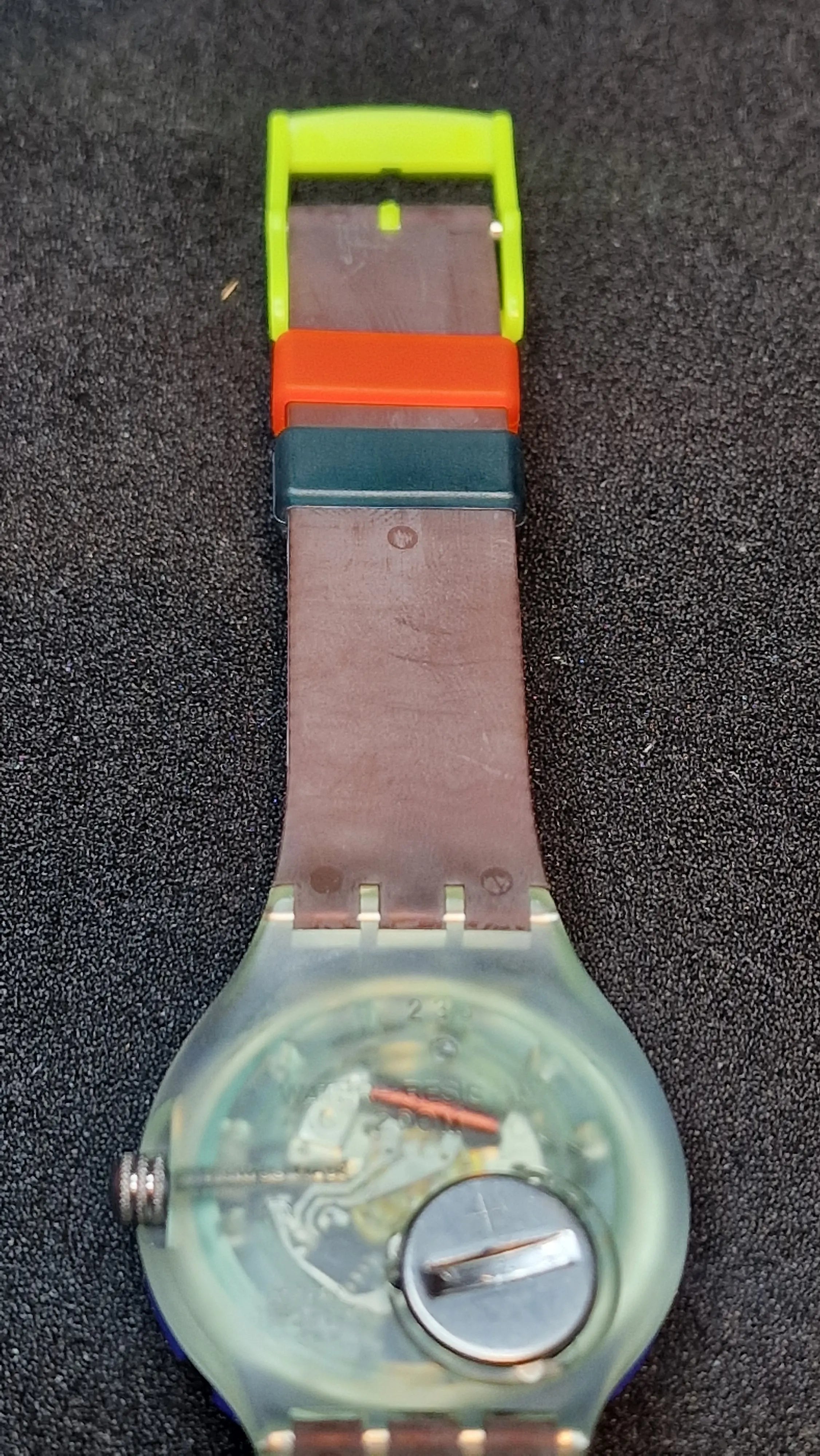 Swatch Scuba SDN103 “Spray Up” – 1992 Vintage Diver (200m WR) 11