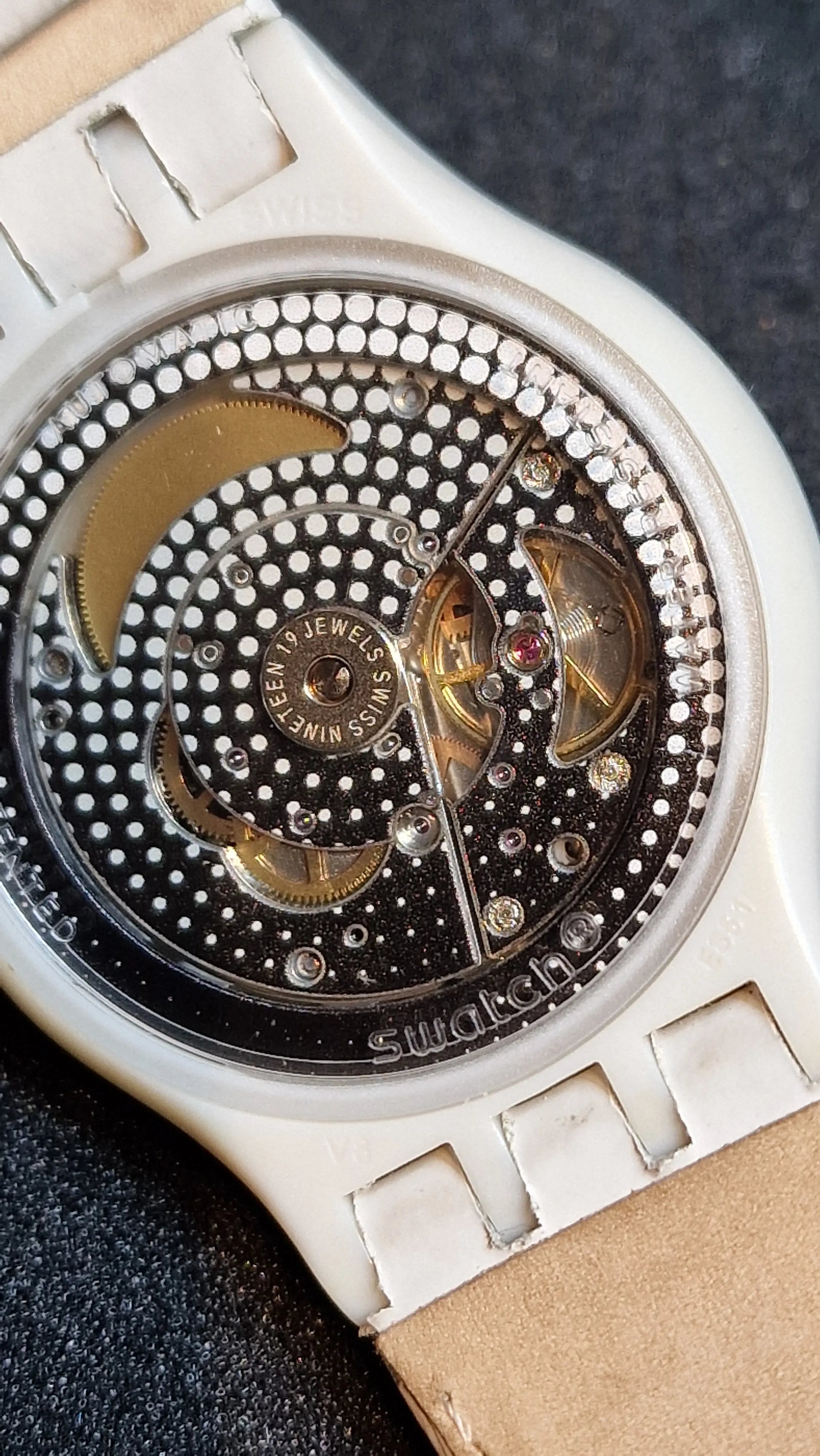 Swatch Sistem51 Automatic SUTM400 “Cream” (AG2013) – Date – See-Through Back 42mm - 5