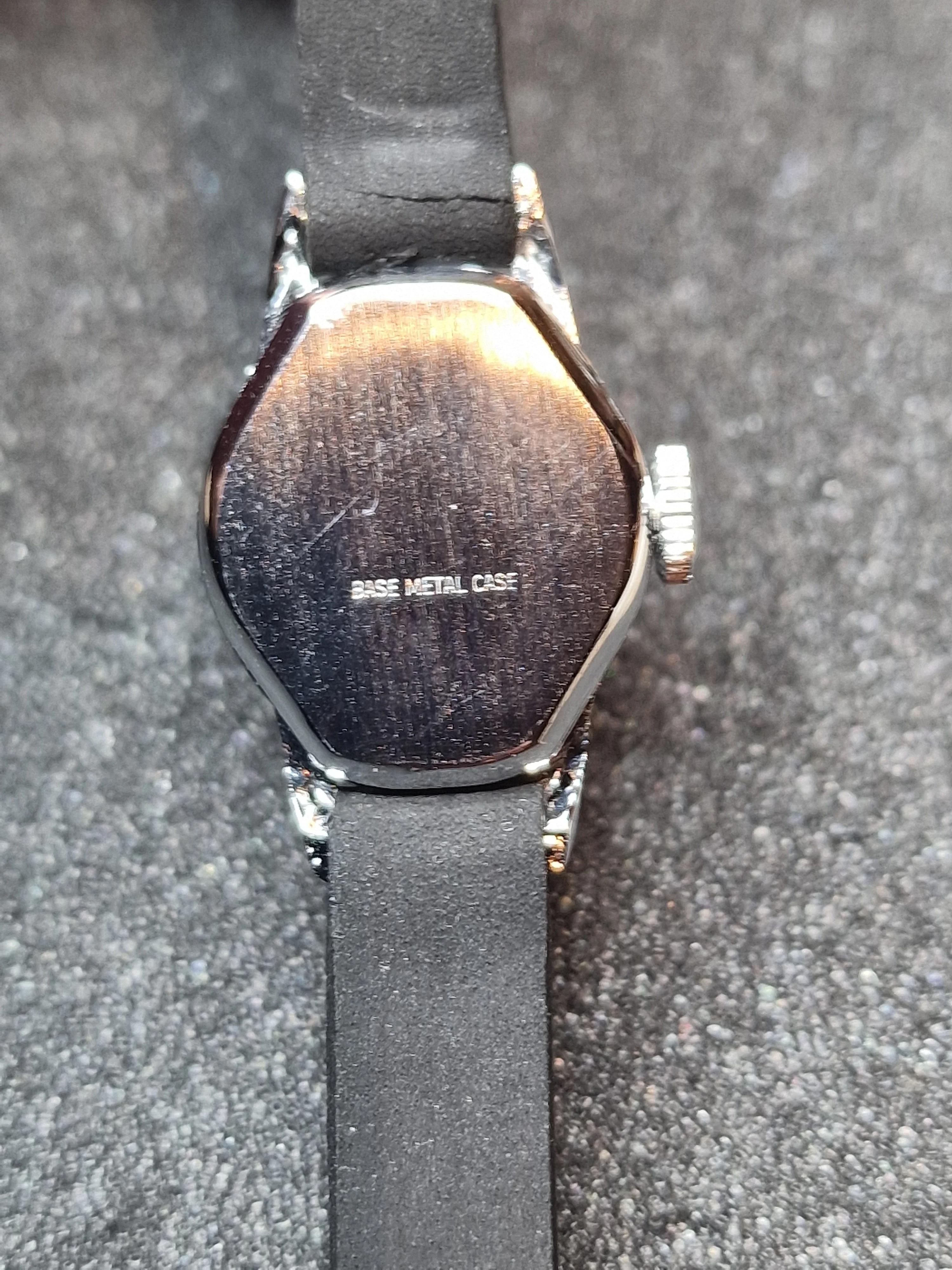 Tiny Vintage Ladies' Watch "MONTREU" – 1950s/60s, Hand-Wound, Swiss Made, Unworn 5