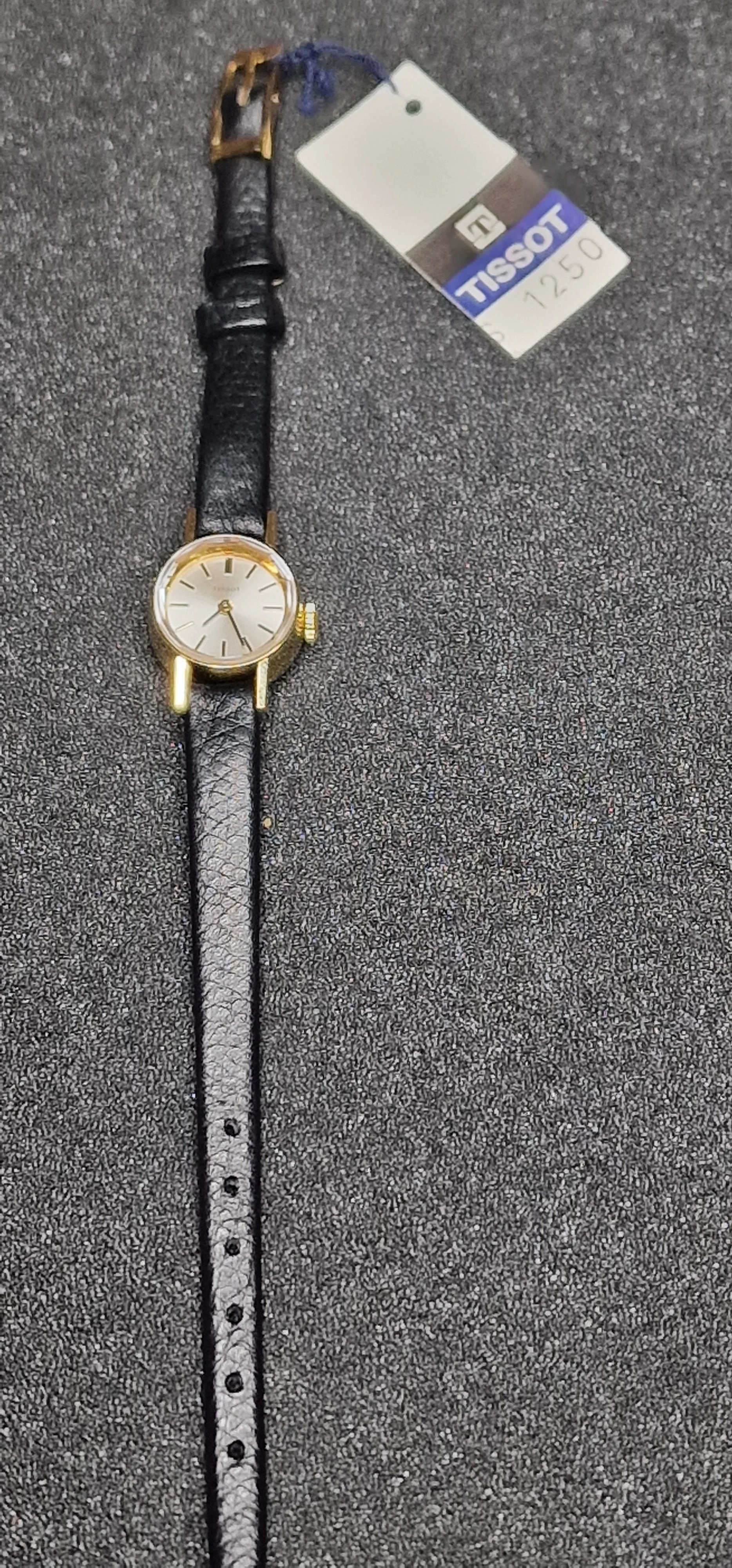 UNWORN! 1960s Vintage TISSOT "Art Deco" – Hand-Wound, 17.5mm, NOS from Old Stock 9