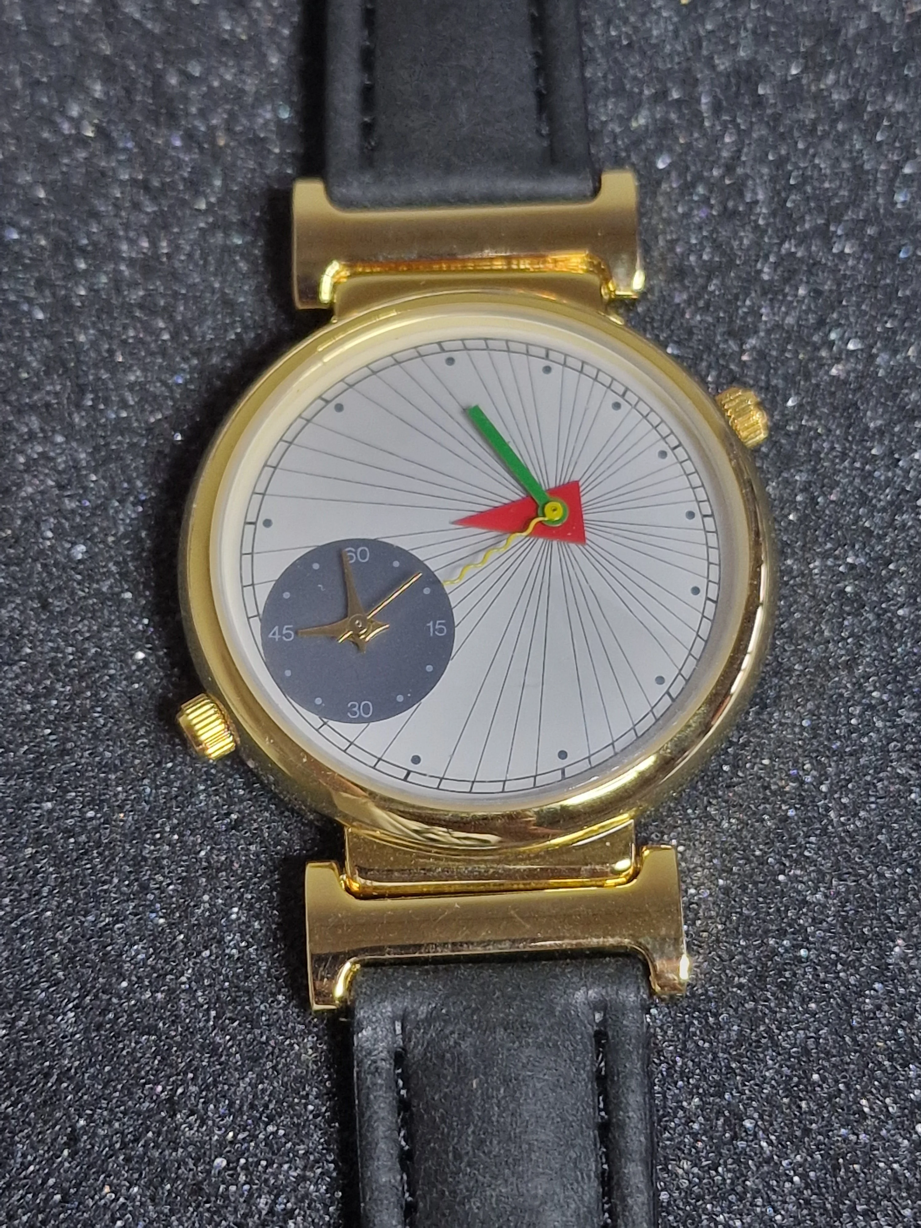 Unworn Dual-Time Quartz Wristwatch – 1970s, Top Condition, Old Stock