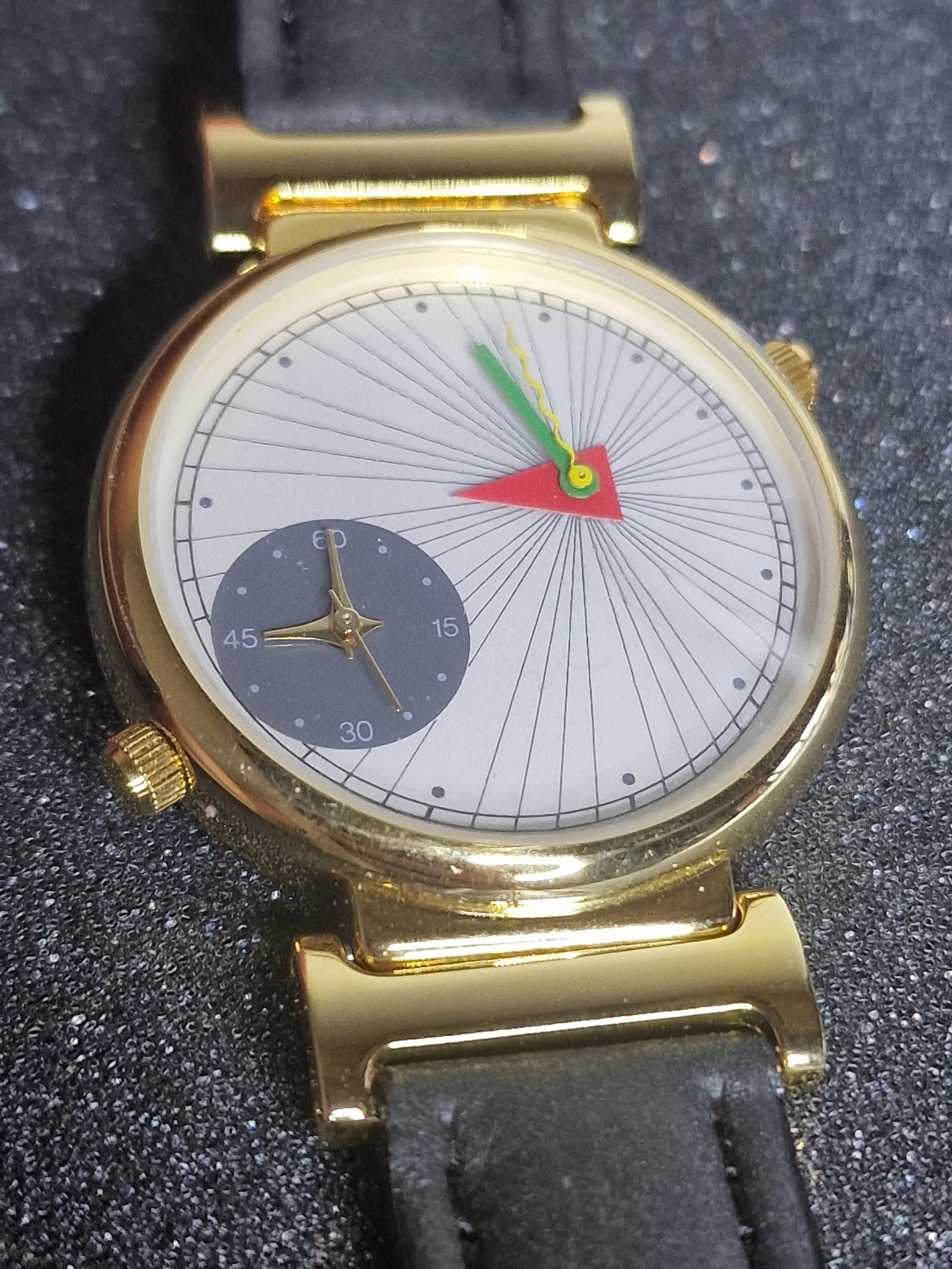 Unworn Dual-Time Quartz Wristwatch – 1970s, Top Condition, Old Stock 18