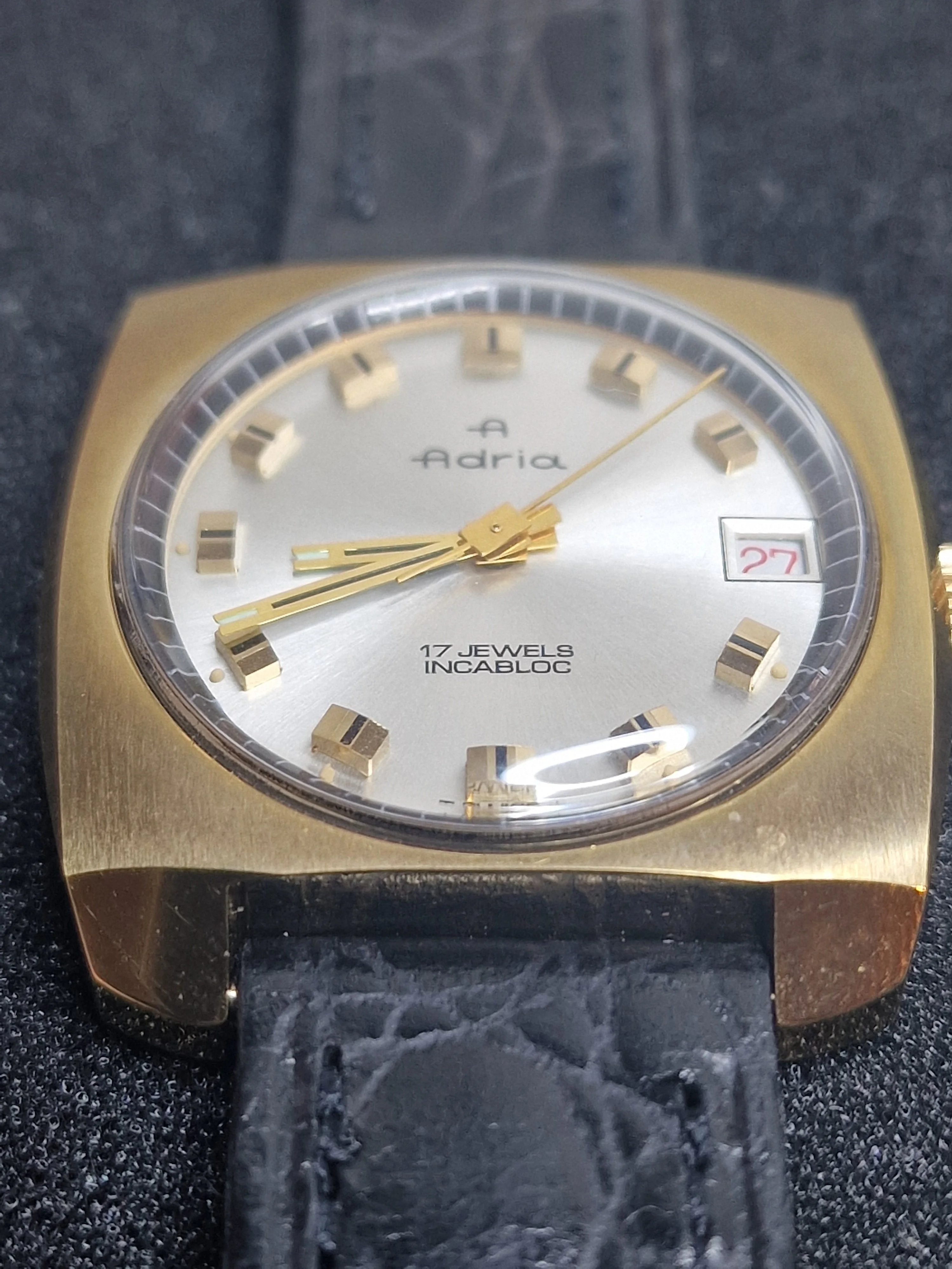 Unworn Vintage ADRIA Watch – Swiss Made – Hand-Wound – 1960s – Gold-Tone – NOS 5
