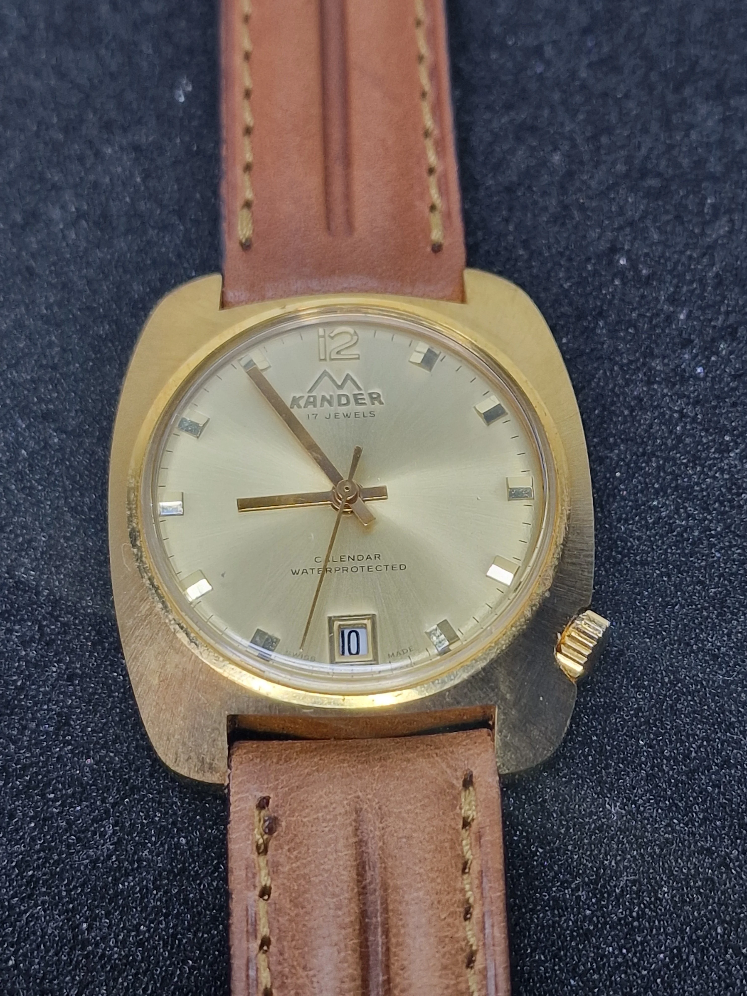 🕰️ Unworn Vintage Calendar Watch "KANDER" – Swiss Made, Hand-Wound, 60s/70s, Ultra Slim 1