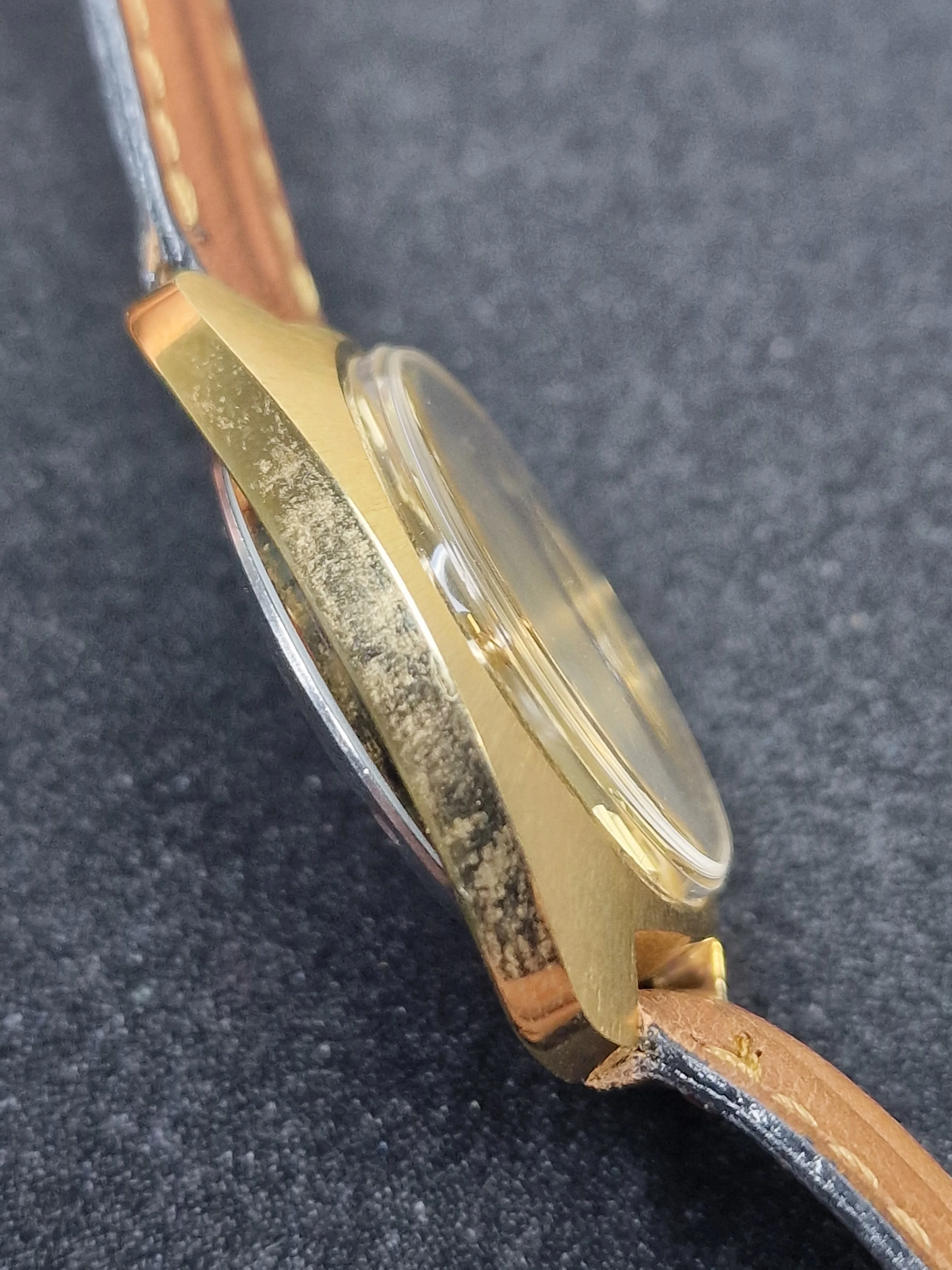🕰️ Unworn Vintage Calendar Watch "KANDER" – Swiss Made, Hand-Wound, 60s/70s, Ultra Slim 3