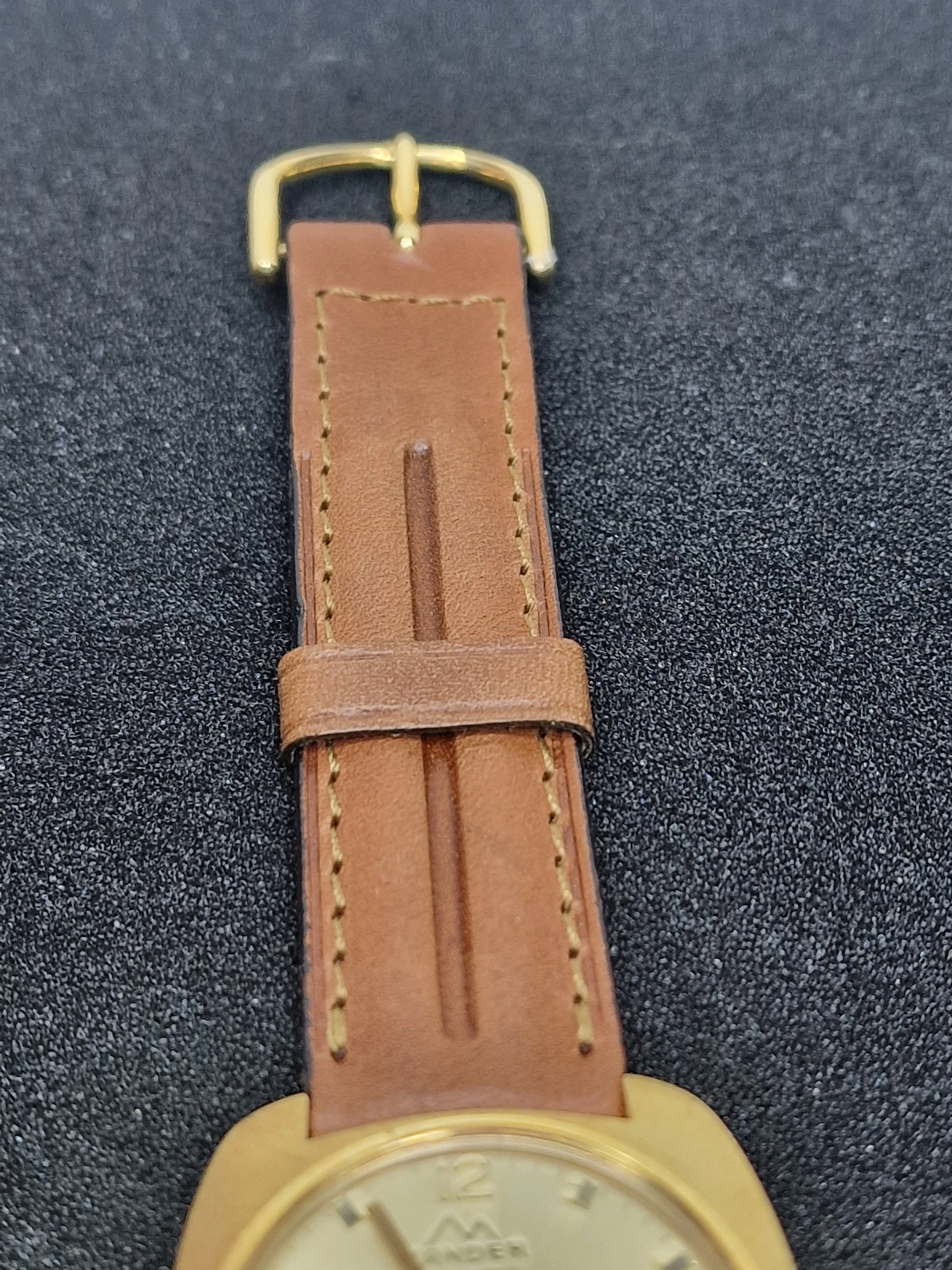 🕰️ Unworn Vintage Calendar Watch "KANDER" – Swiss Made, Hand-Wound, 60s/70s, Ultra Slim 10