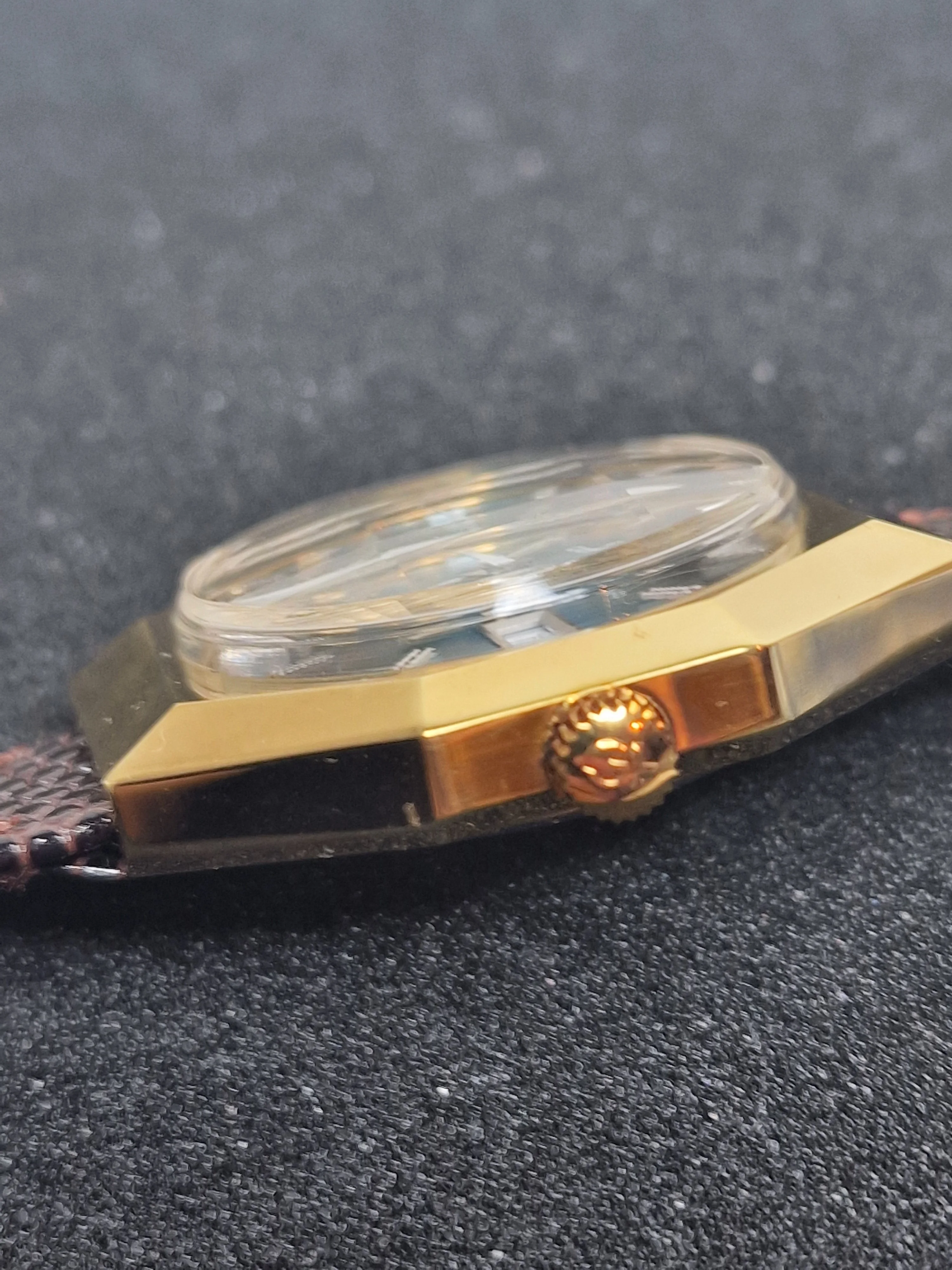 Unworn Vintage CATENA Watch – Swiss Made – Hand-Wound – Faceted Crystal – 70s/80s – NOS 7