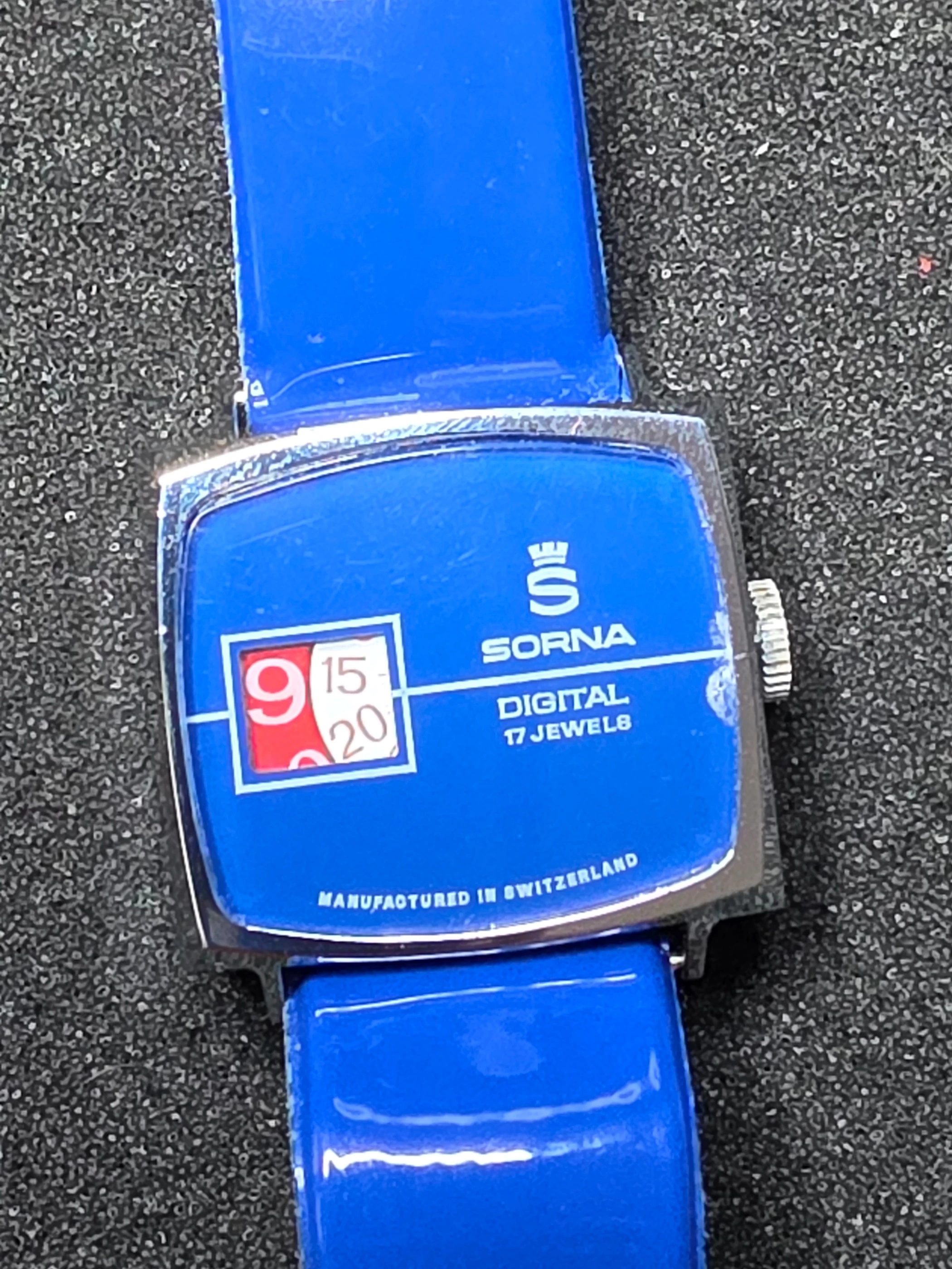 Unworn Vintage Digital Watch "SORNA" – 17 Jewels, Hand-Wound, Swiss Made, 60s