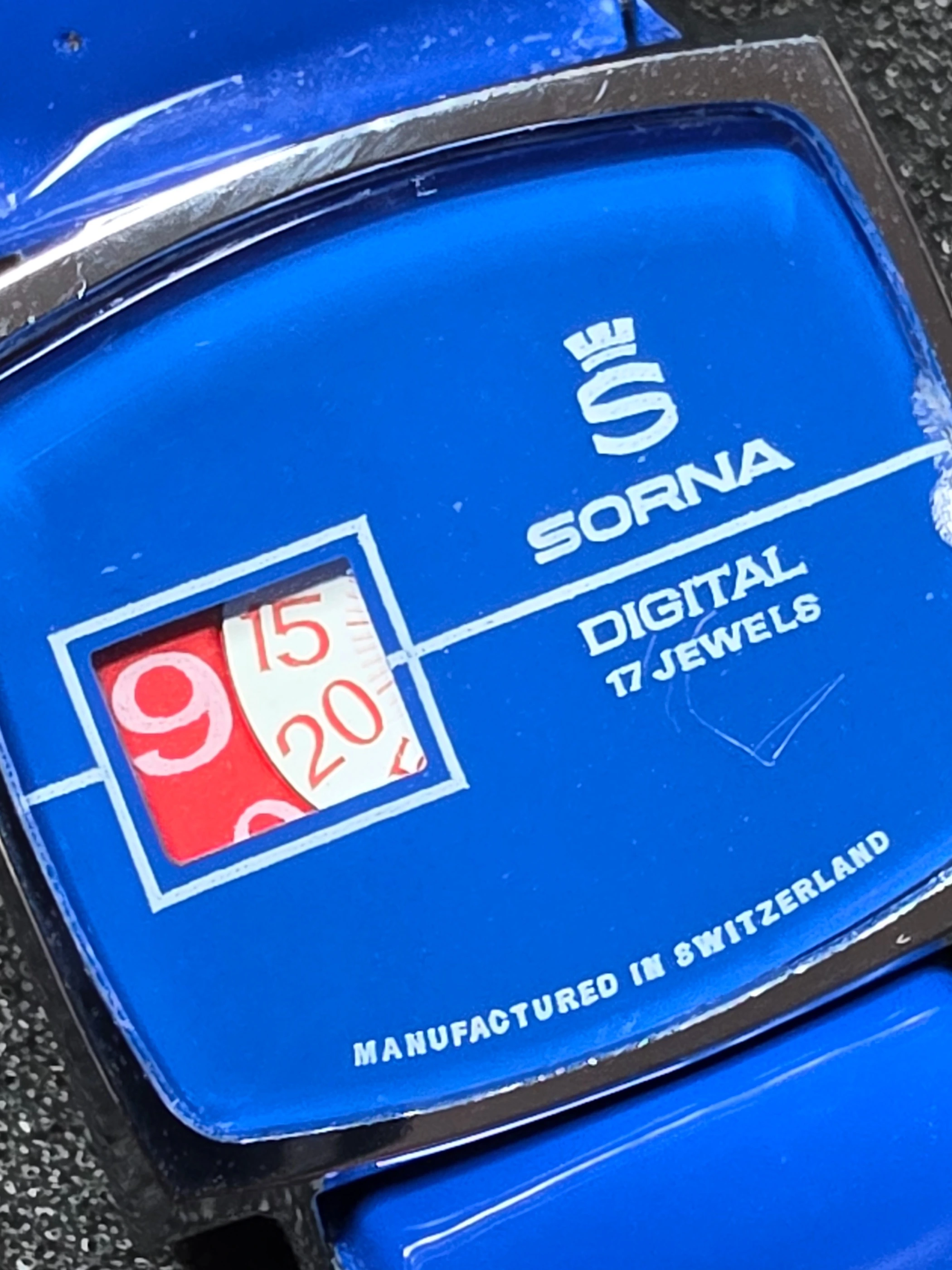 Unworn Vintage Digital Watch "SORNA" – 17 Jewels, Hand-Wound, Swiss Made, 60s 9