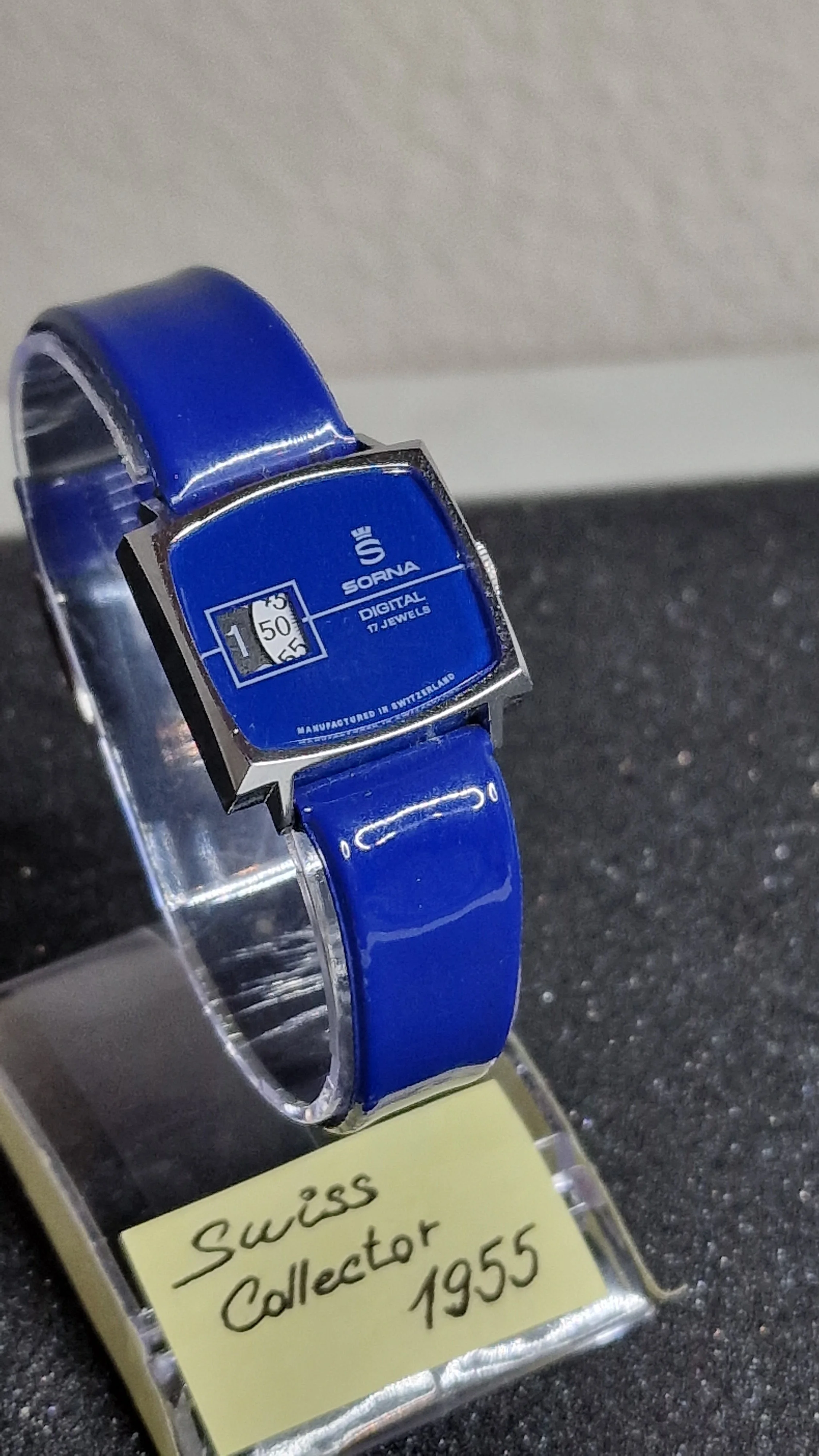 Unworn Vintage Digital Watch "SORNA" – 17 Jewels, Hand-Wound, Swiss Made, 60s 1