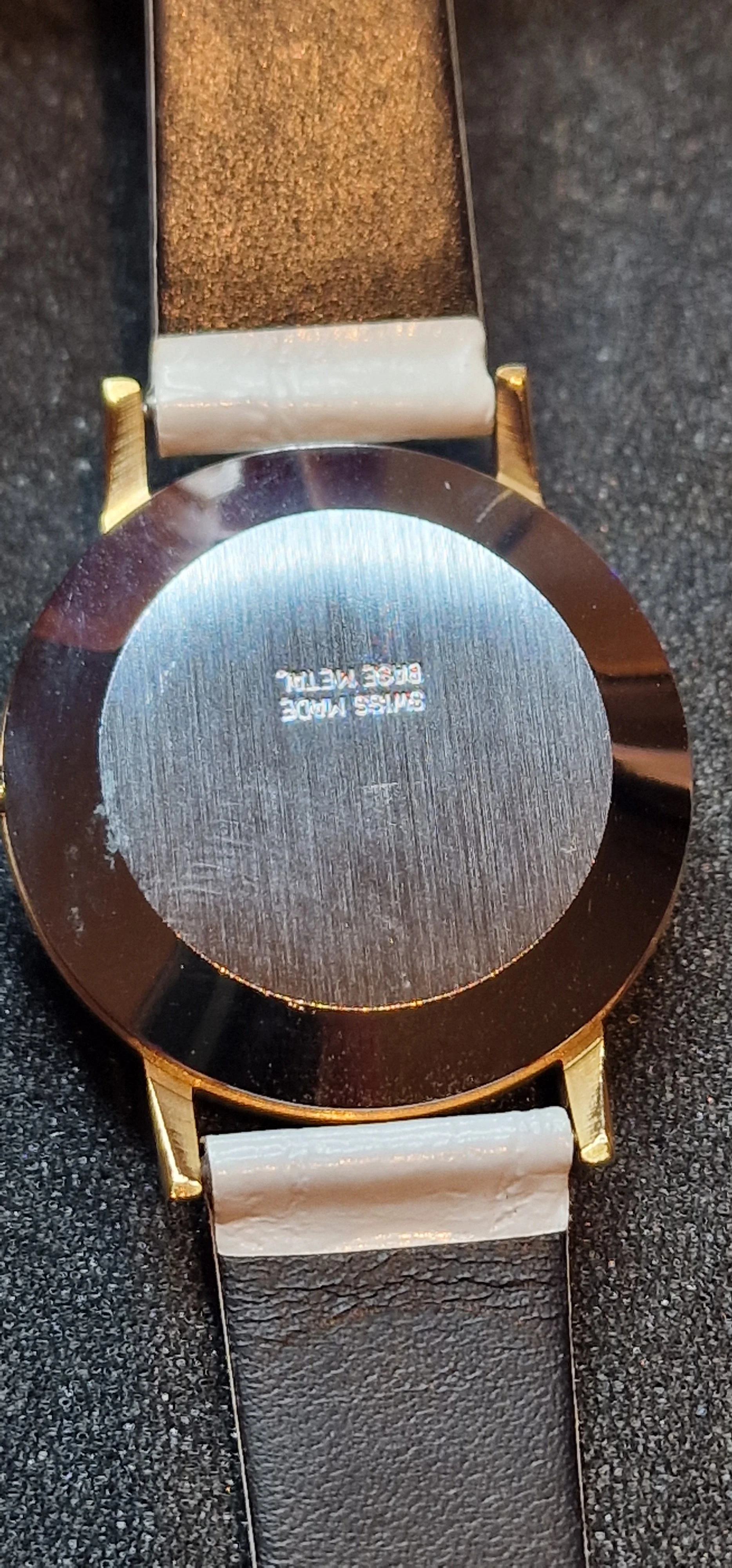 Unworn Vintage Josmar Hand-Wound Watch – Swiss Made, 1960s, 34mm, Gold-Tone 4